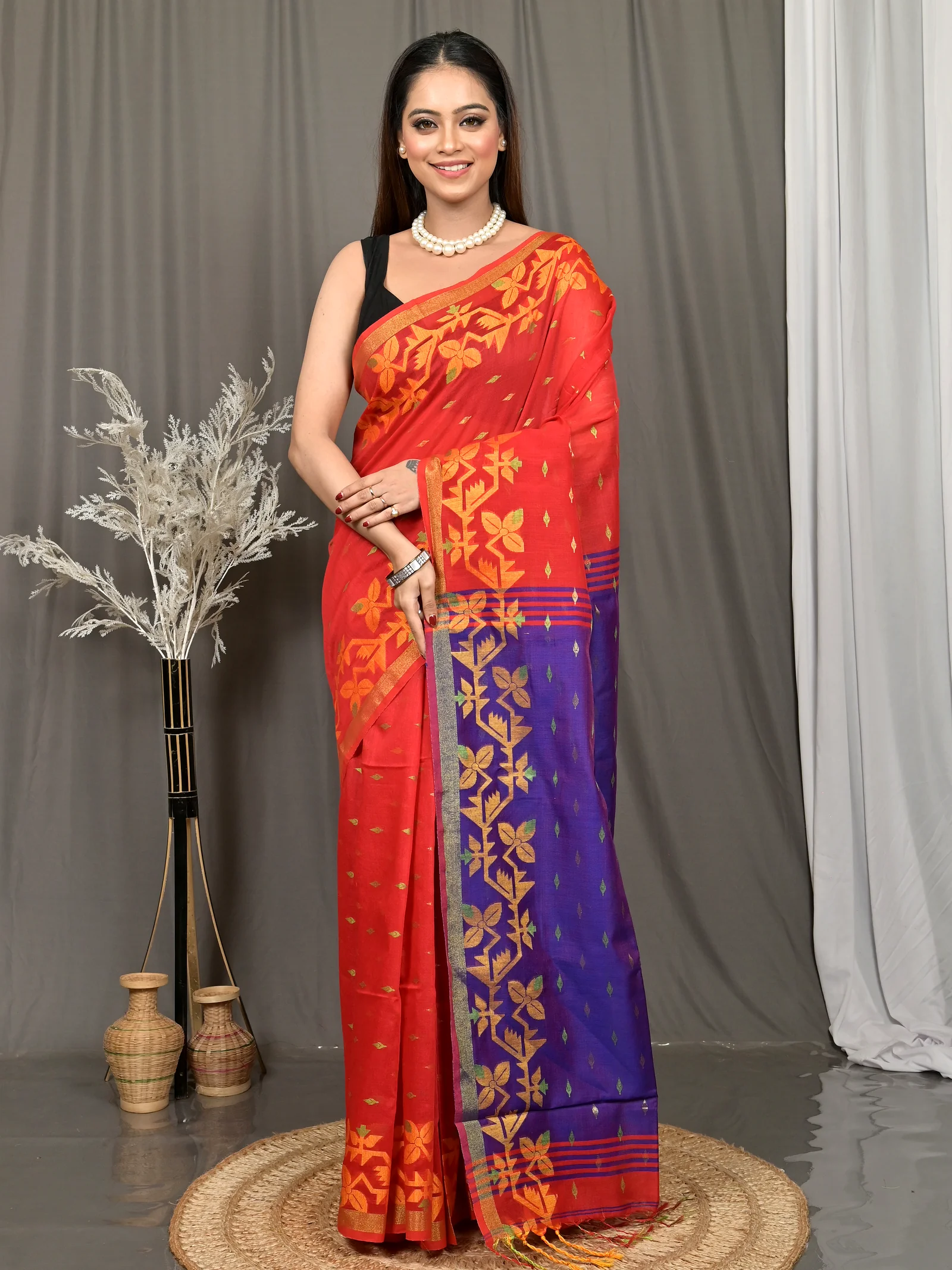 Red Blue Cotton Parvon Kanjivaram Silk Saree  (80)