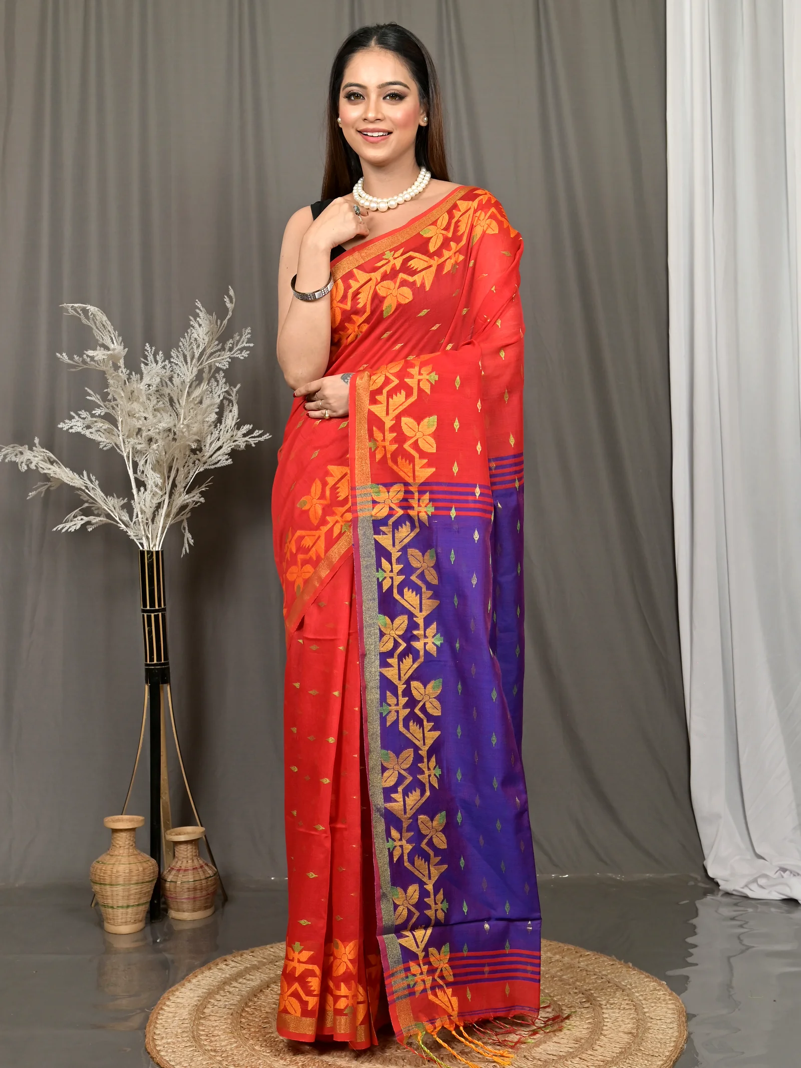 Red Blue Cotton Parvon Kanjivaram Silk Saree  (80)