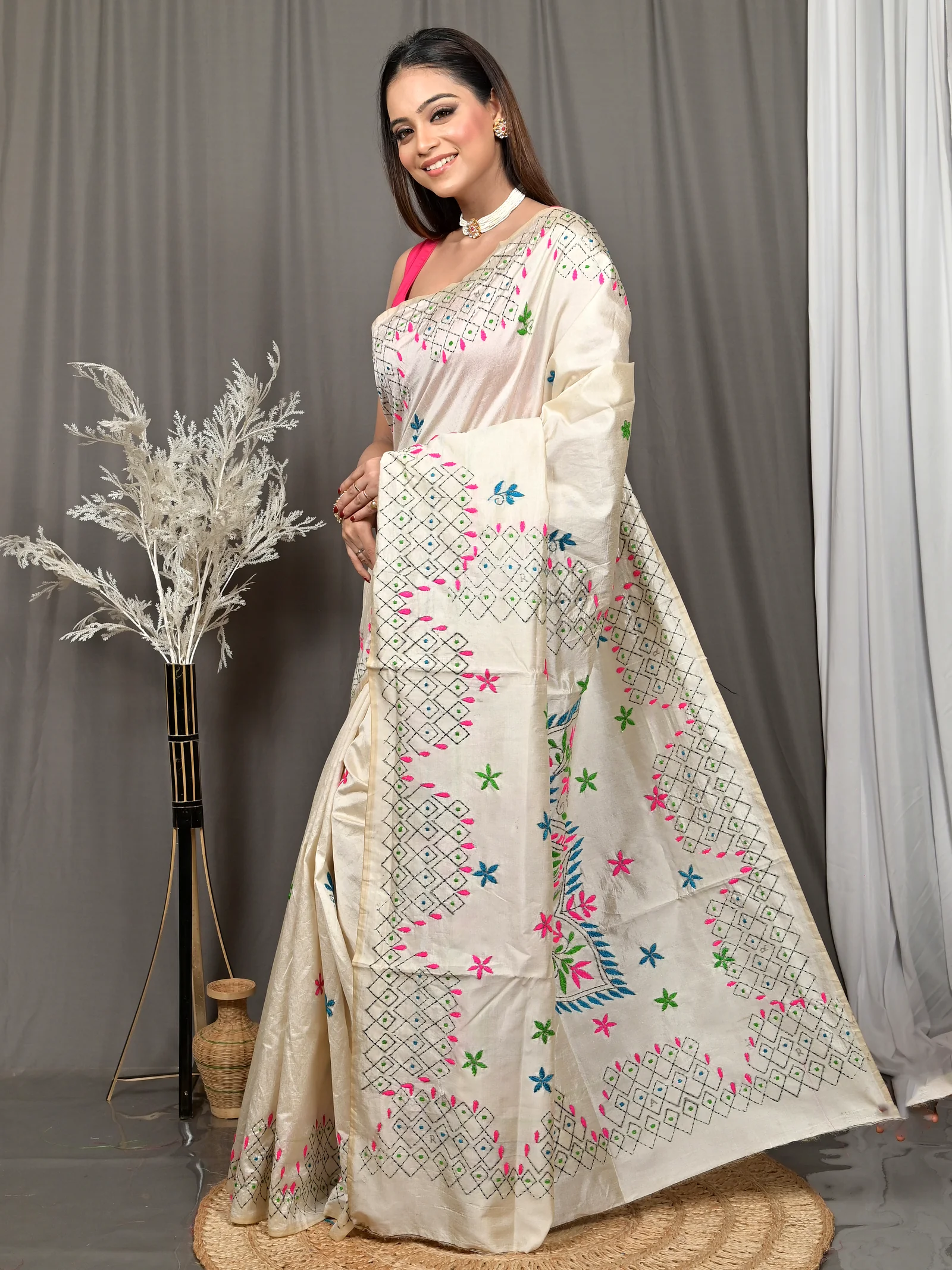 White Cotton Blended Soumika Kantha Stitch Saree  (82)