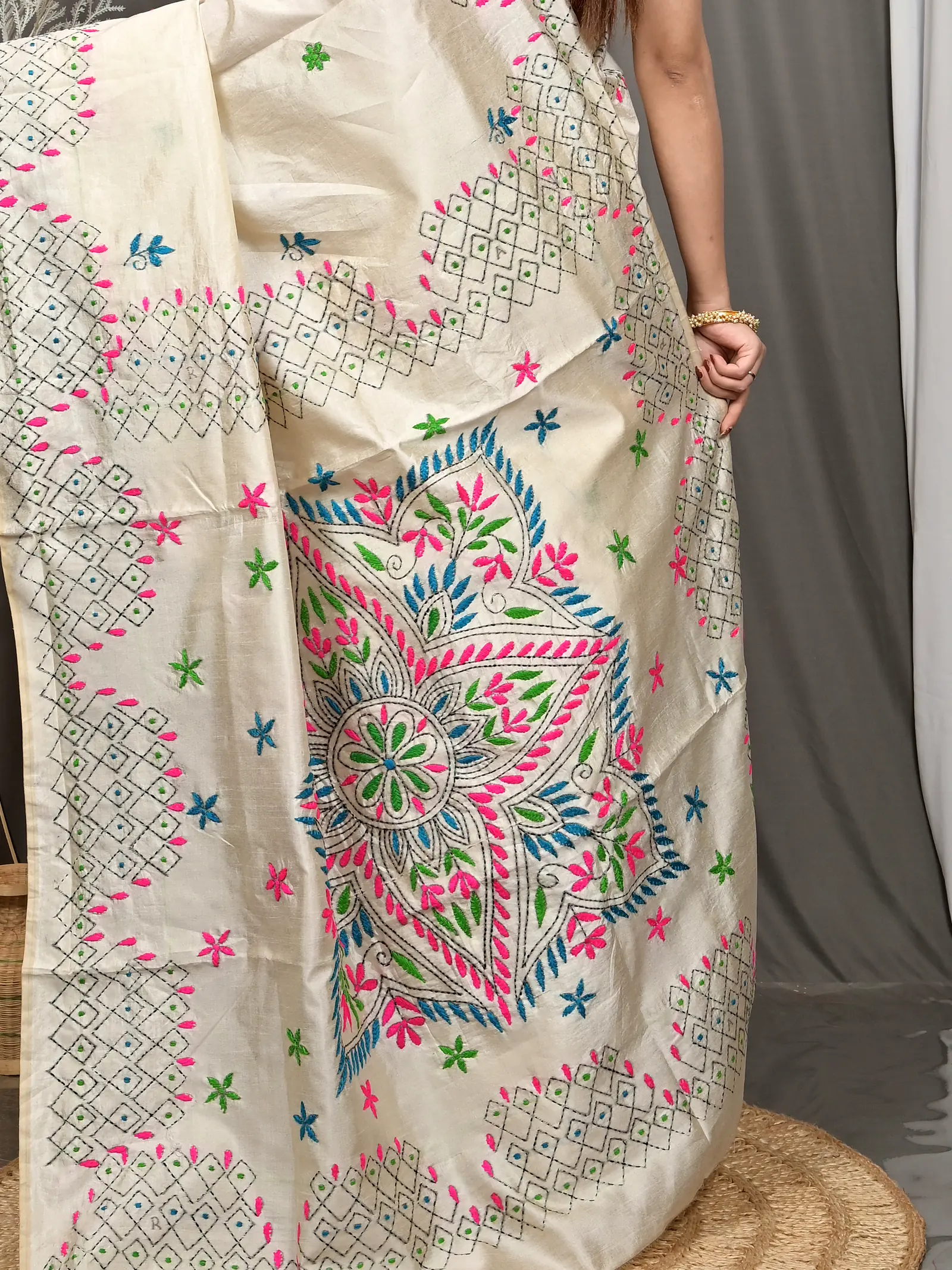 White Cotton Blended Soumika Kantha Stitch Saree  (82)