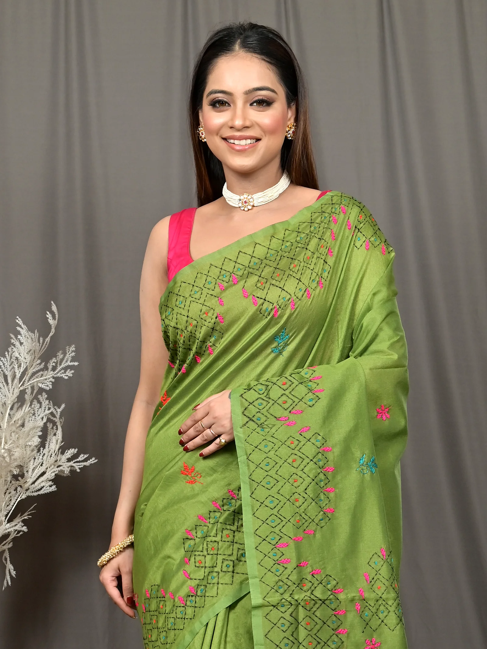 Green Cotton Blended Soumika Kantha Stitch Saree  (83)