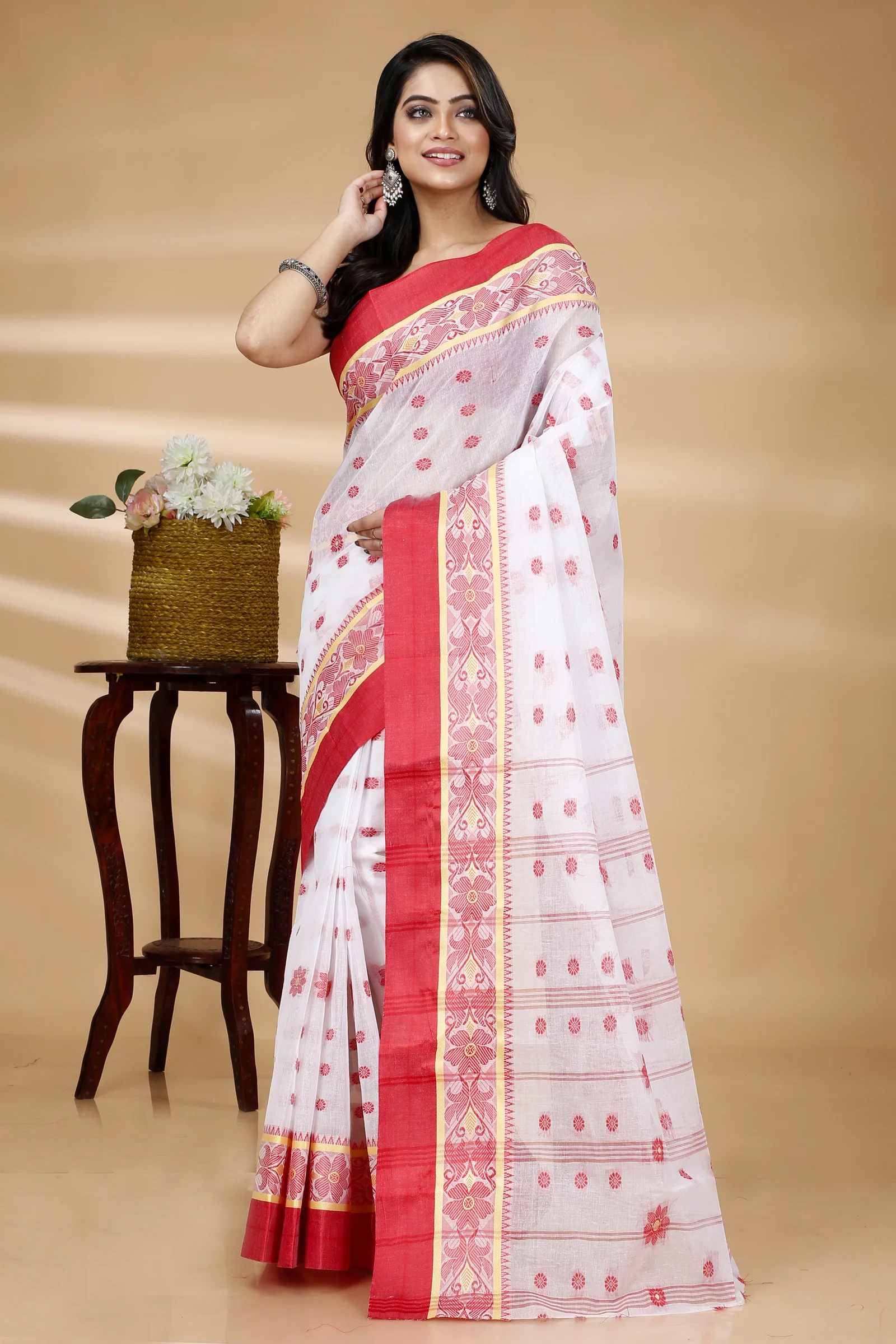 White Pure Cotton BolLata_Tant Tant Saree (839)