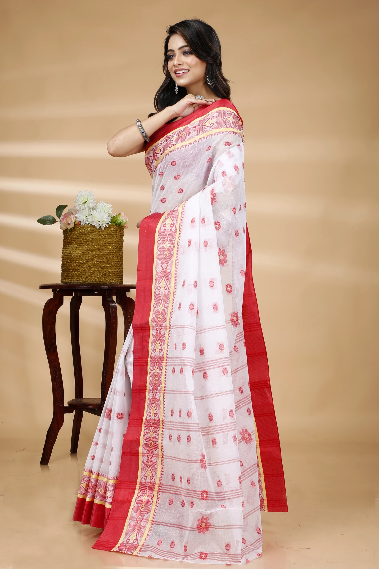 White Pure Cotton BolLata_Tant Tant Saree (839)