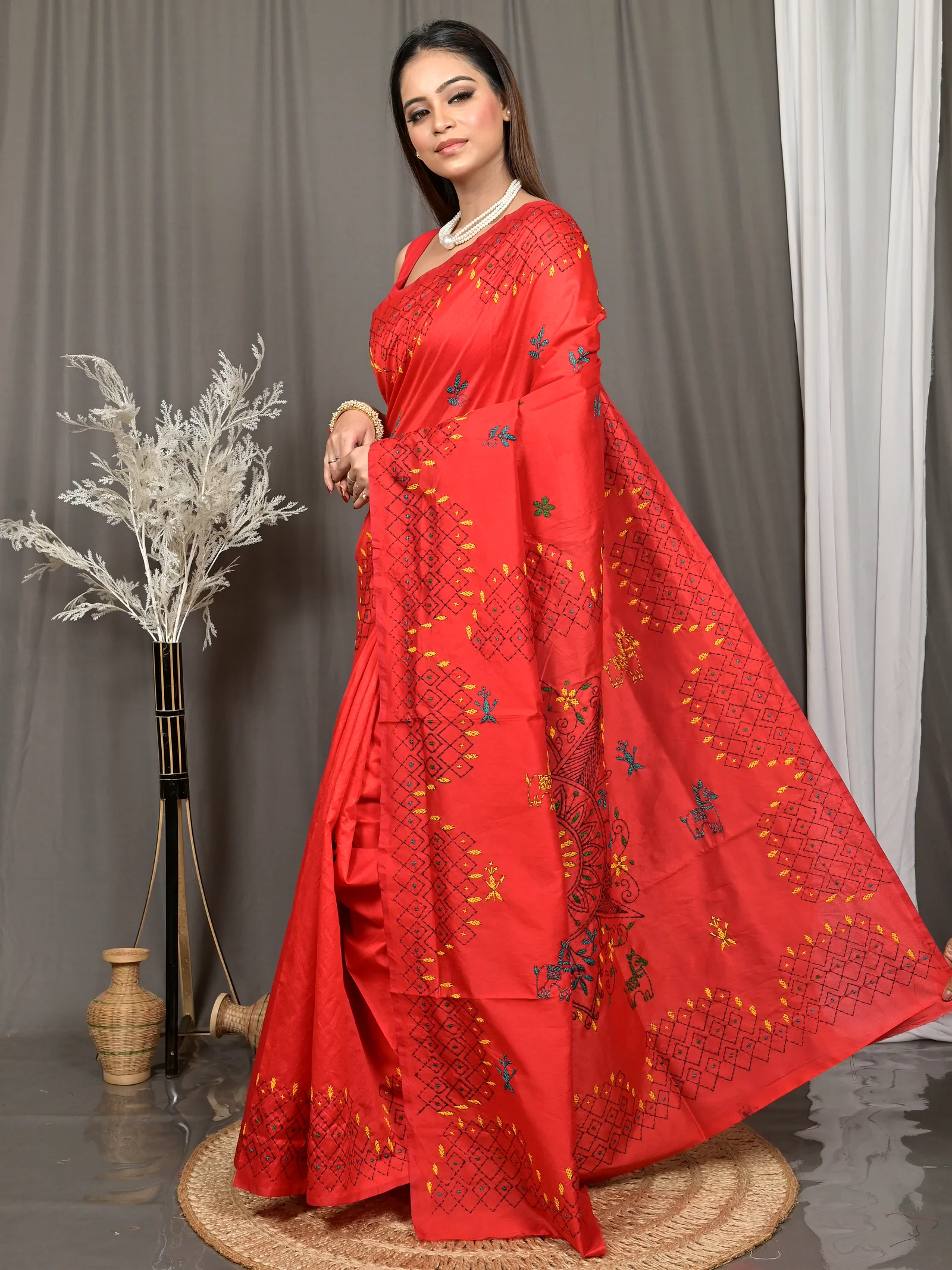 Red Cotton Blended Soumika Kantha Stitch Saree  (85)