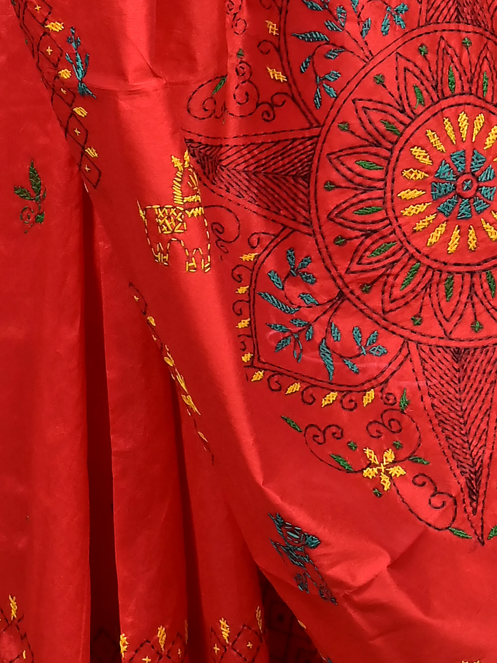 Red Cotton Blended Soumika Kantha Stitch Saree  (85)
