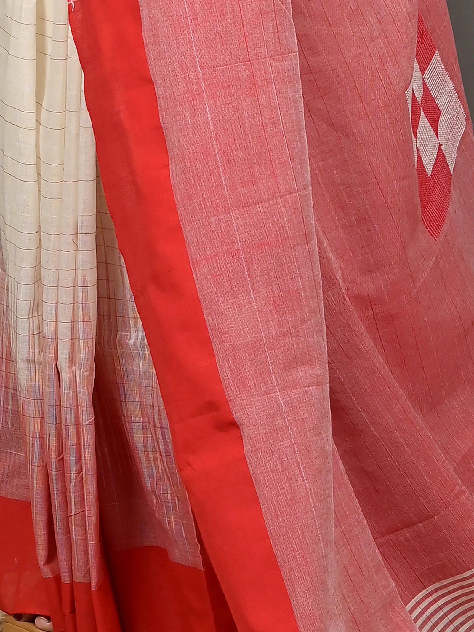 Red White Cotton Soumon Kotki Saree  (86)