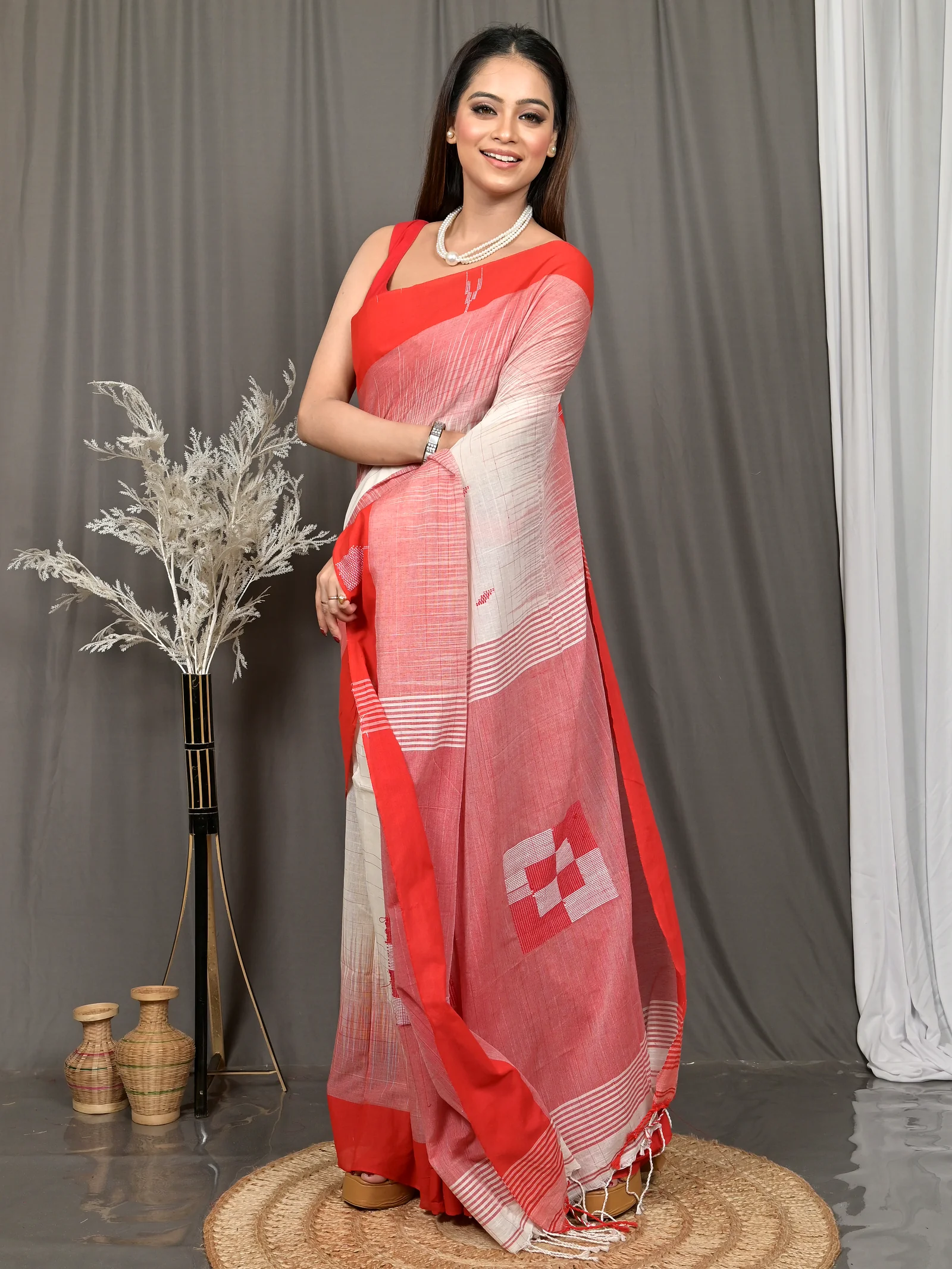 Red White Cotton Soumon Kotki Saree  (86)
