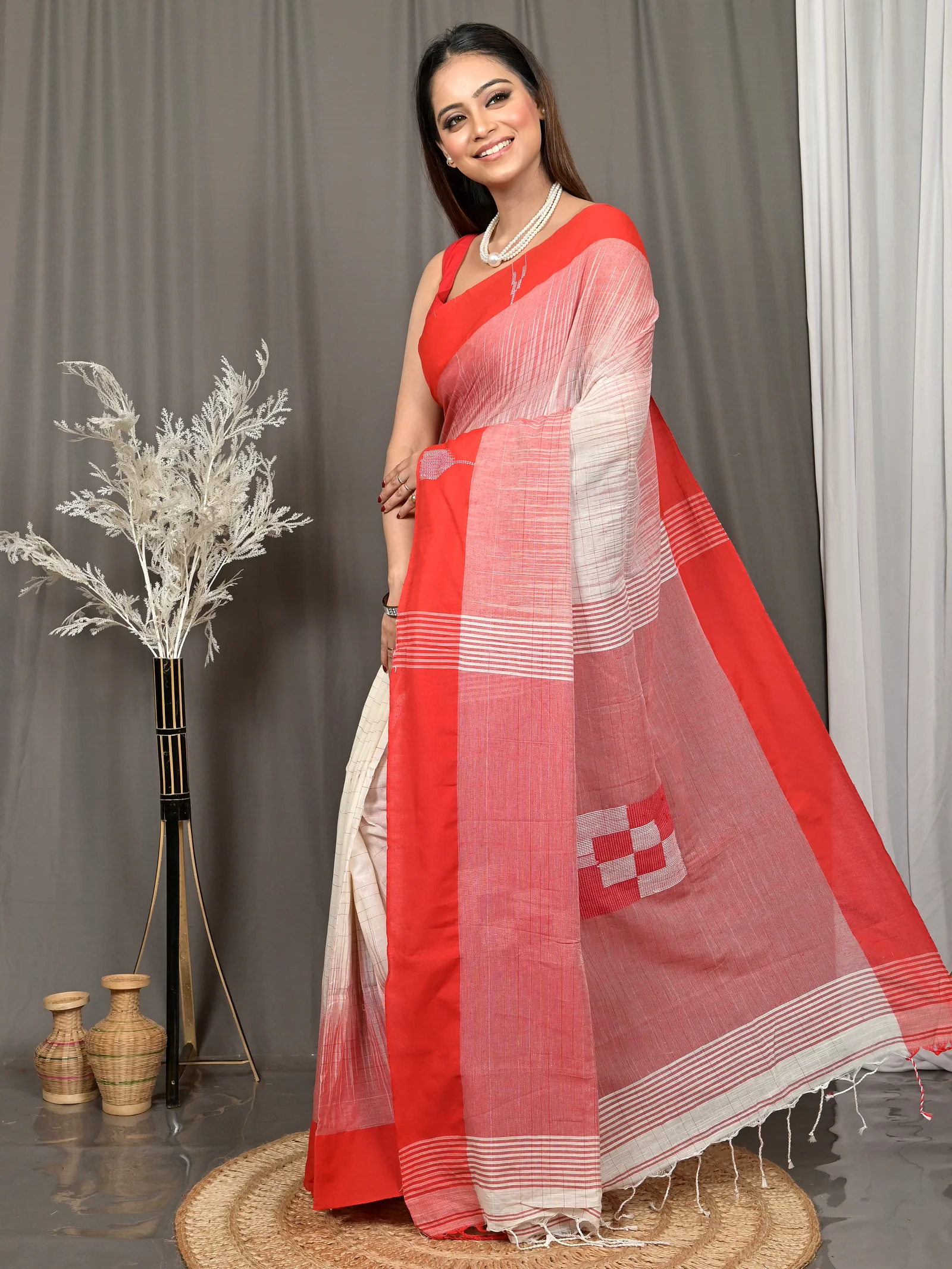 Red White Cotton Soumon Kotki Saree  (86)