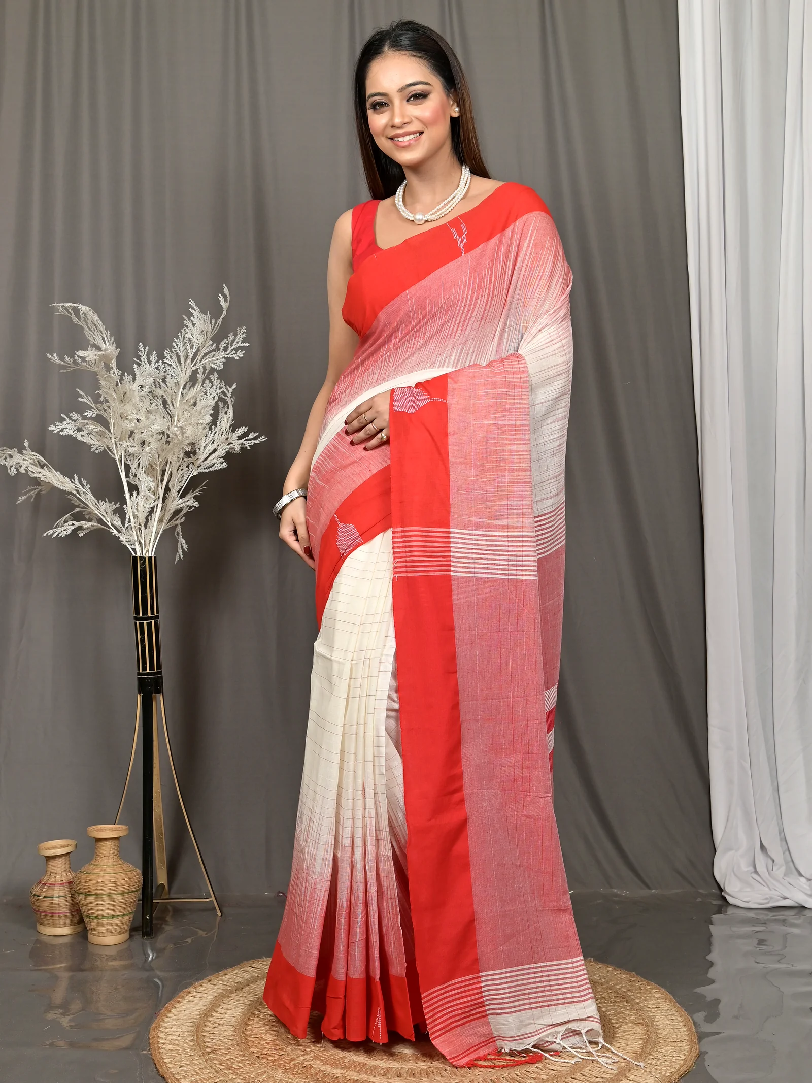Red White Cotton Soumon Kotki Saree  (86)