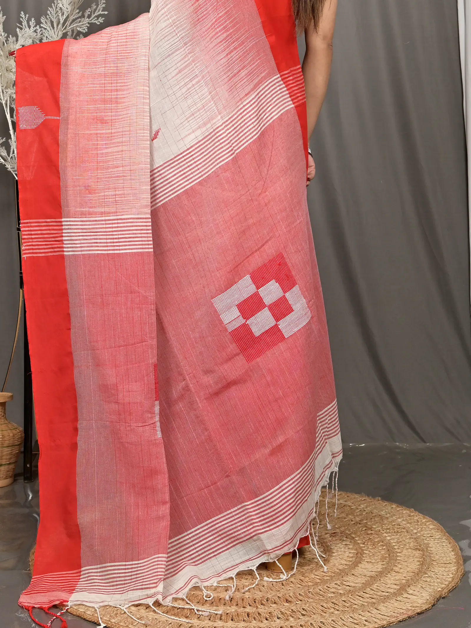 Red White Cotton Soumon Kotki Saree  (86)