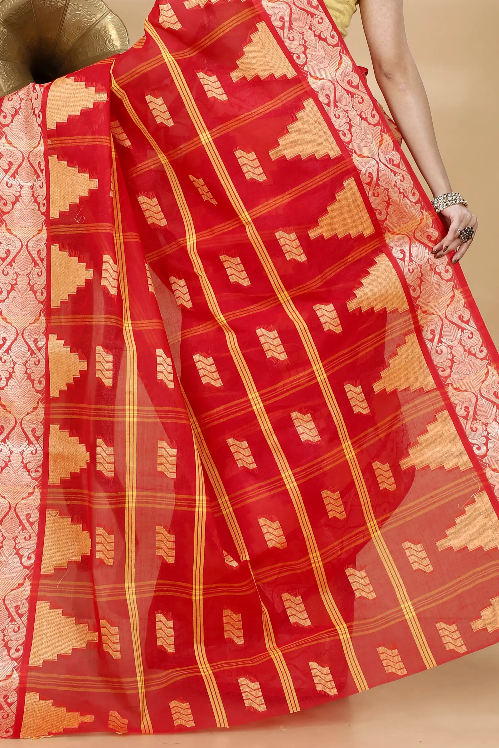 Red Pure Cotton Kamala Desiging Tant Saree (899)