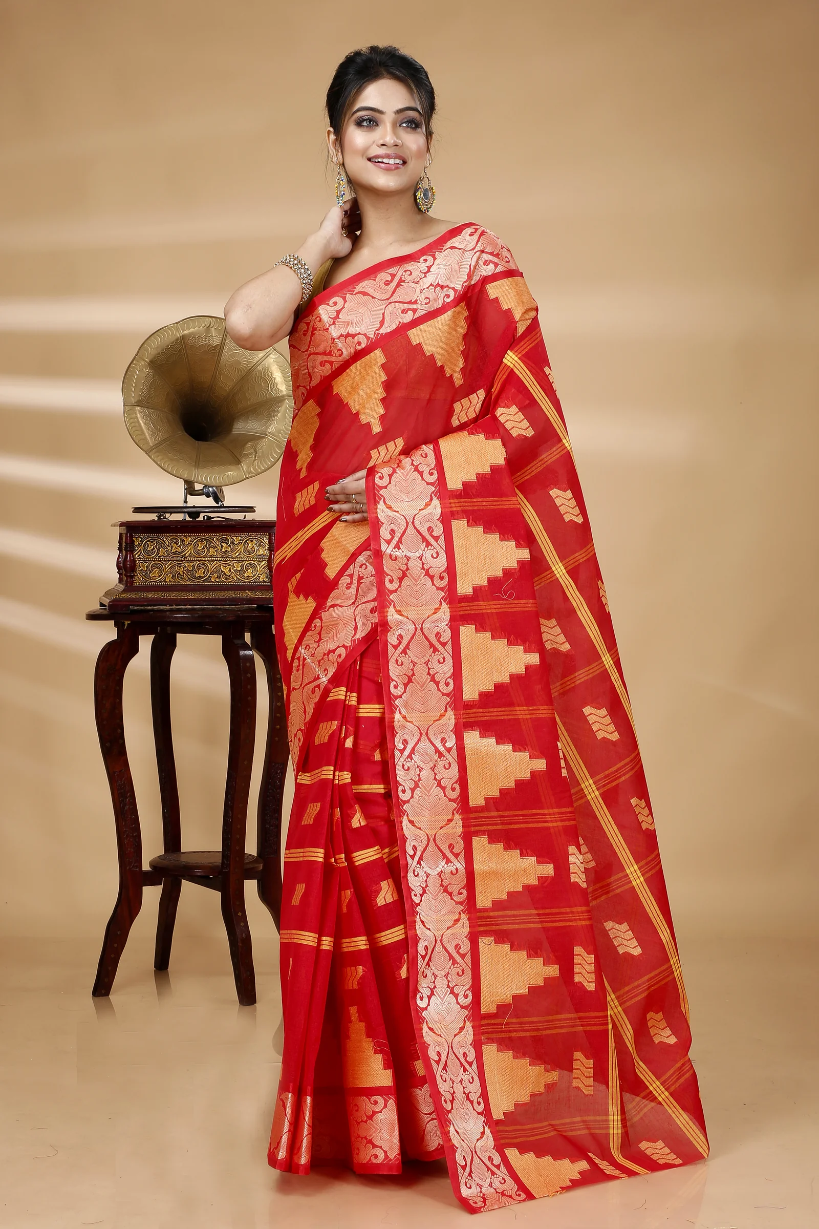 Red Pure Cotton Kamala Desiging Tant Saree (899)
