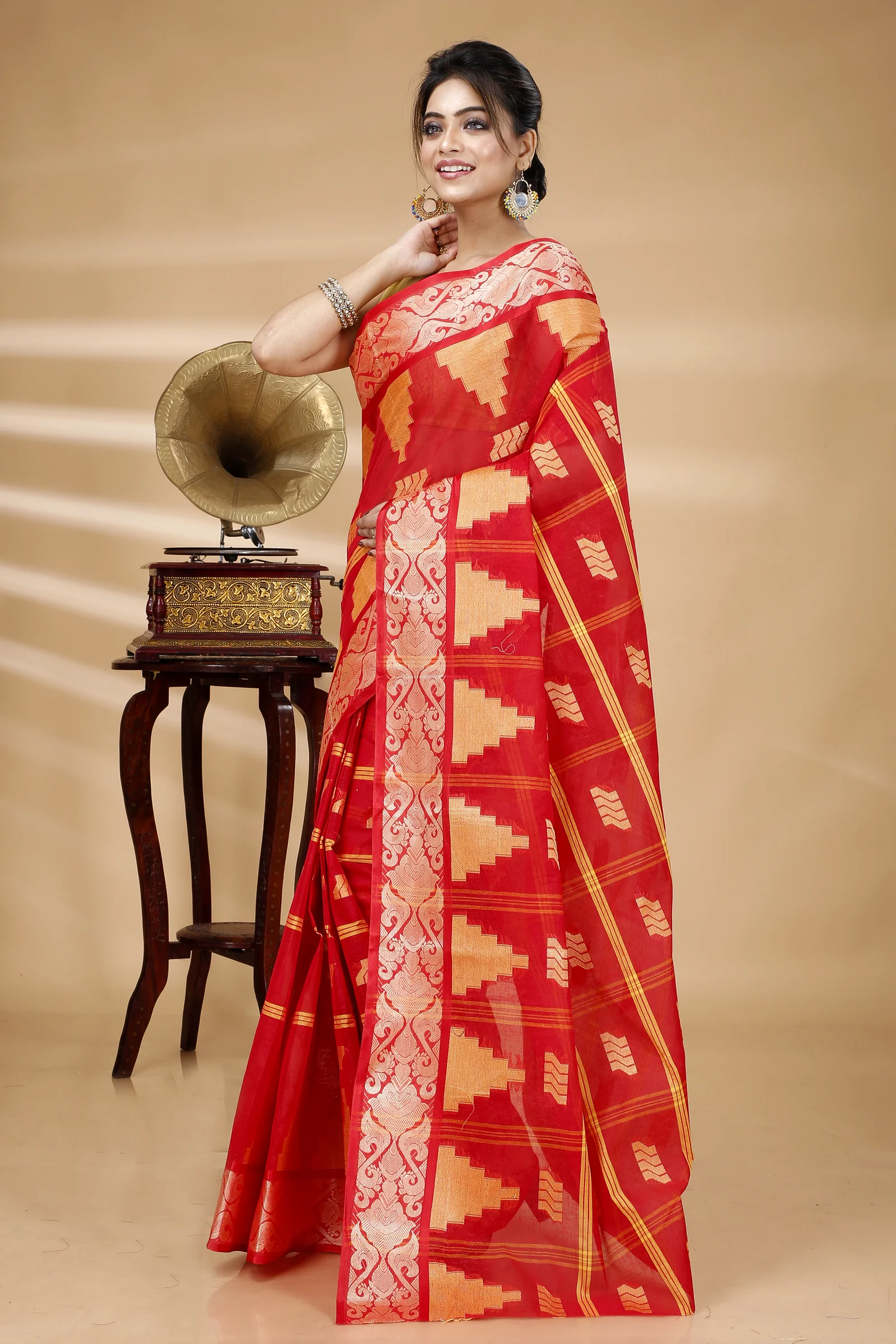 Red Pure Cotton Kamala Desiging Tant Saree (899)