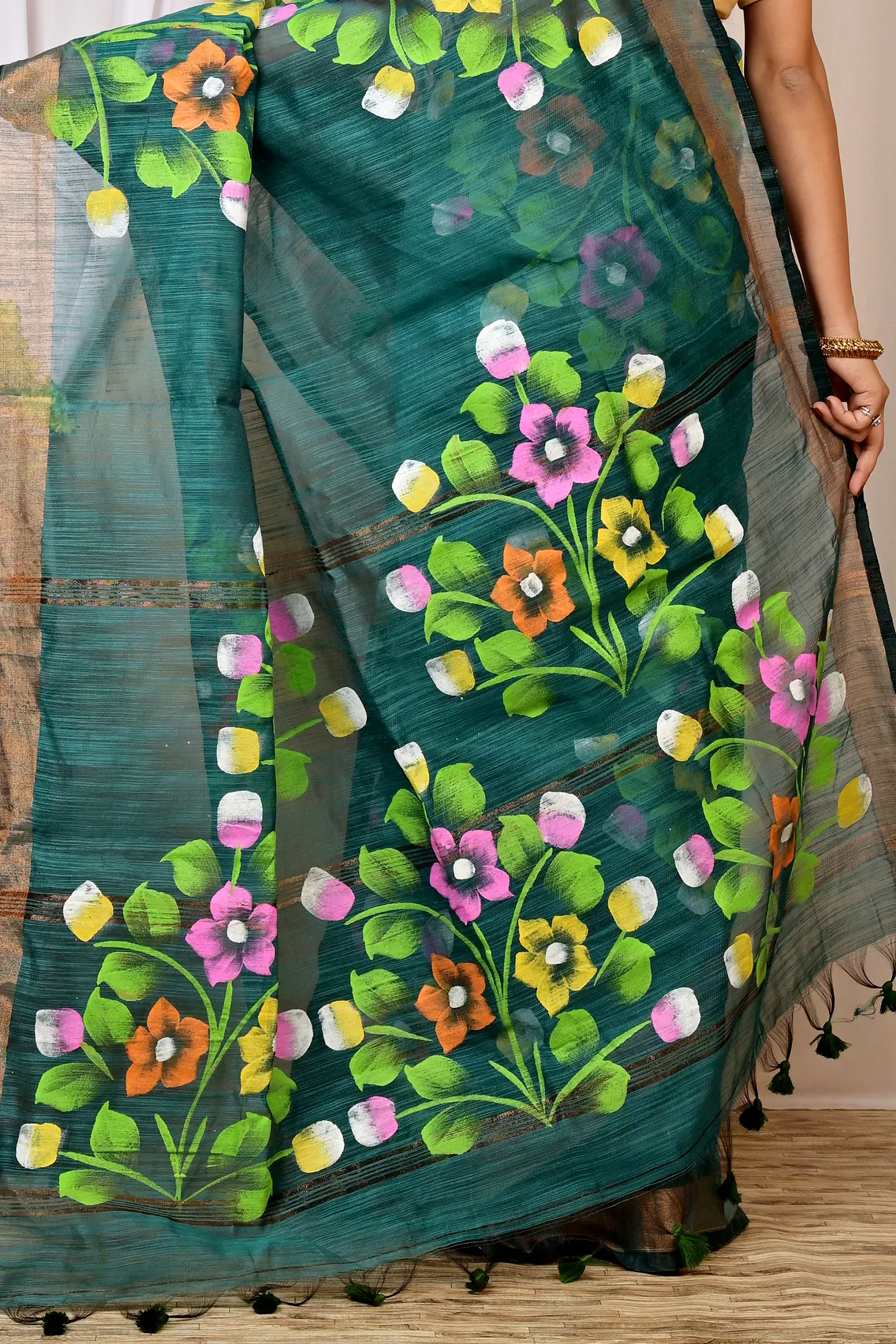 Green Blended Cotton Anito Hand Painted Saree (9009)