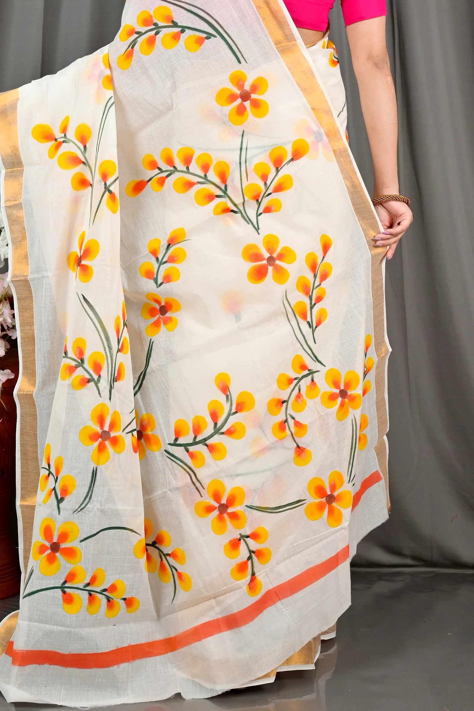 White Pure Cotton Hataka Hand Painted Saree (9064)