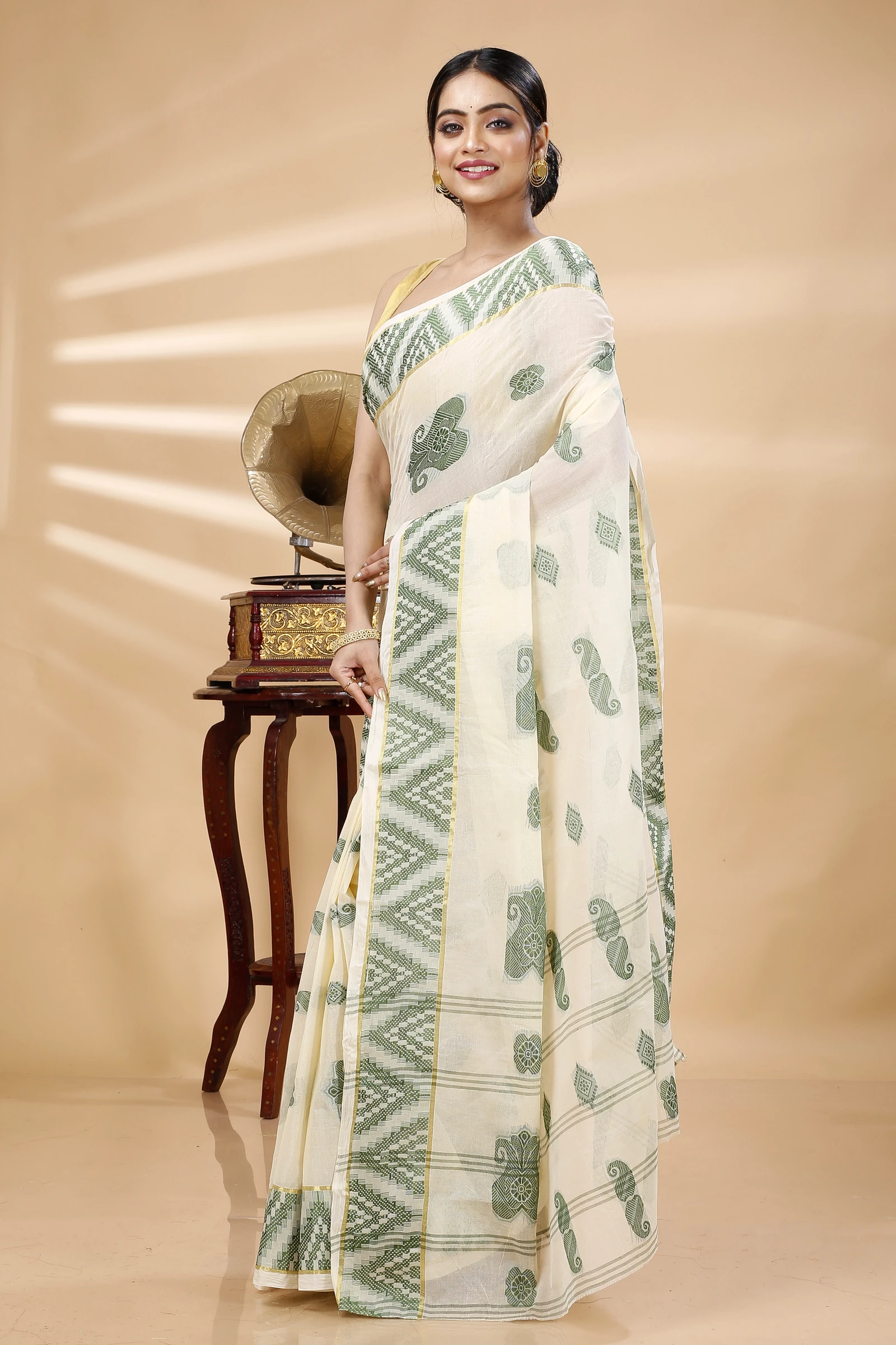 White Green Pure Cotton Gargi Tant Saree (911)