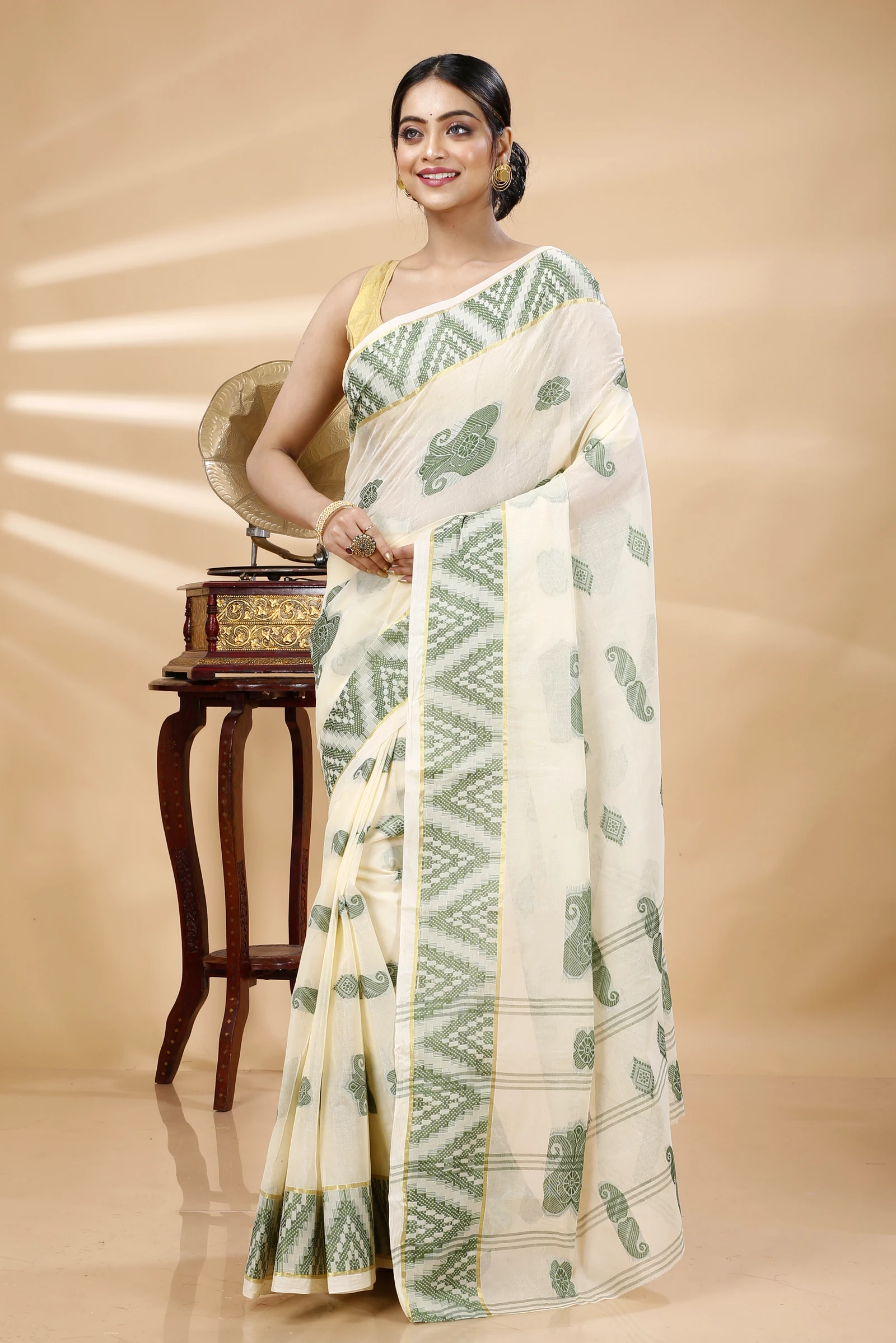 White Green Pure Cotton Gargi Tant Saree (911)