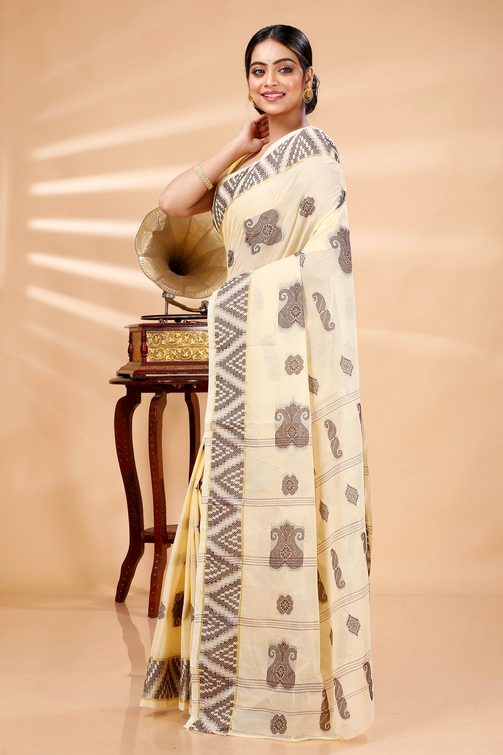 White Brown Pure Cotton Gargi Tant Saree (912)
