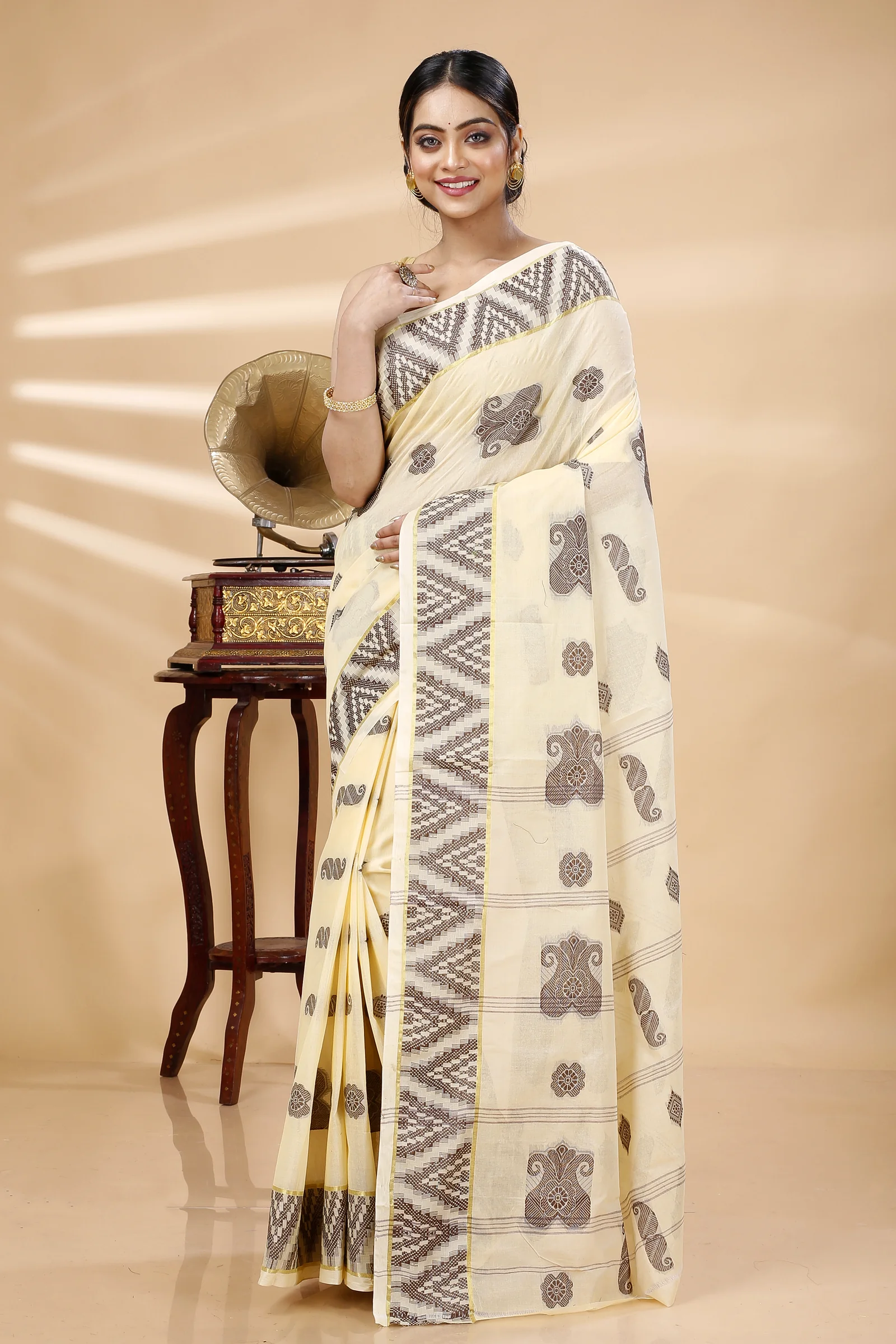 White Brown Pure Cotton Gargi Tant Saree (912)