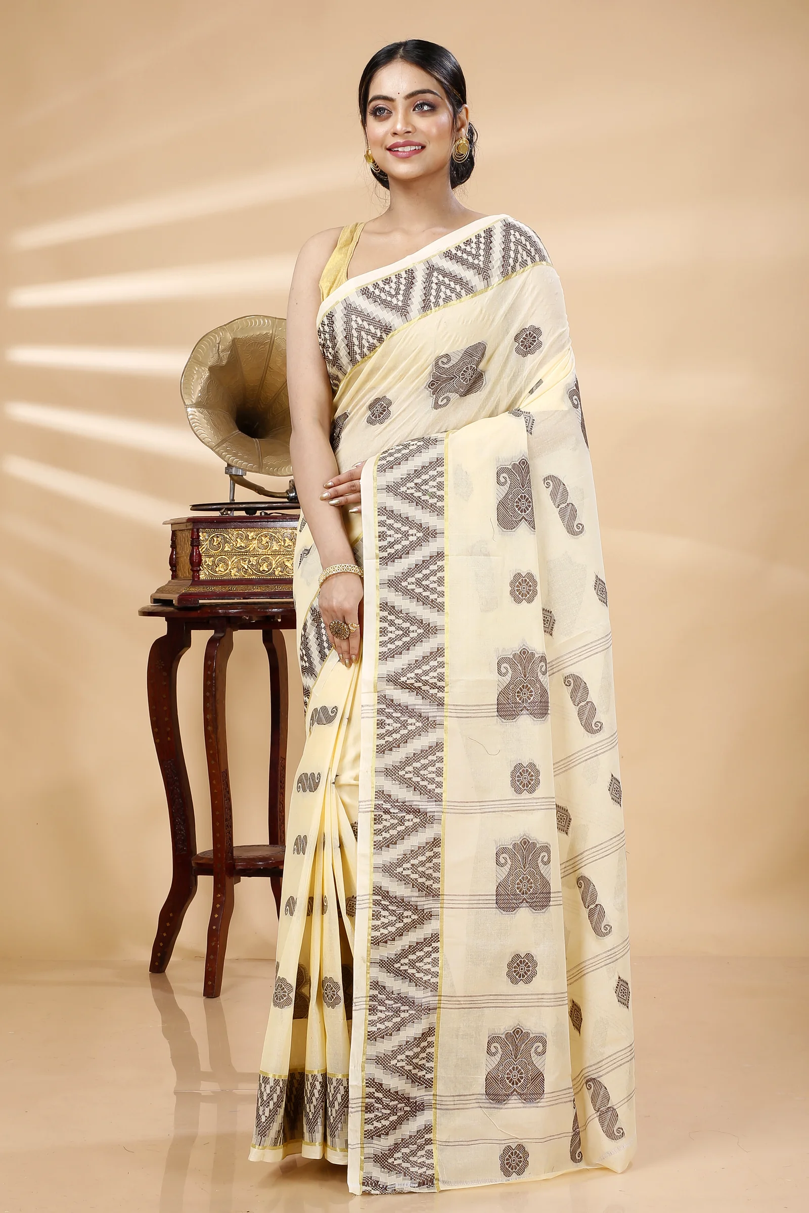 White Brown Pure Cotton Gargi Tant Saree (912)