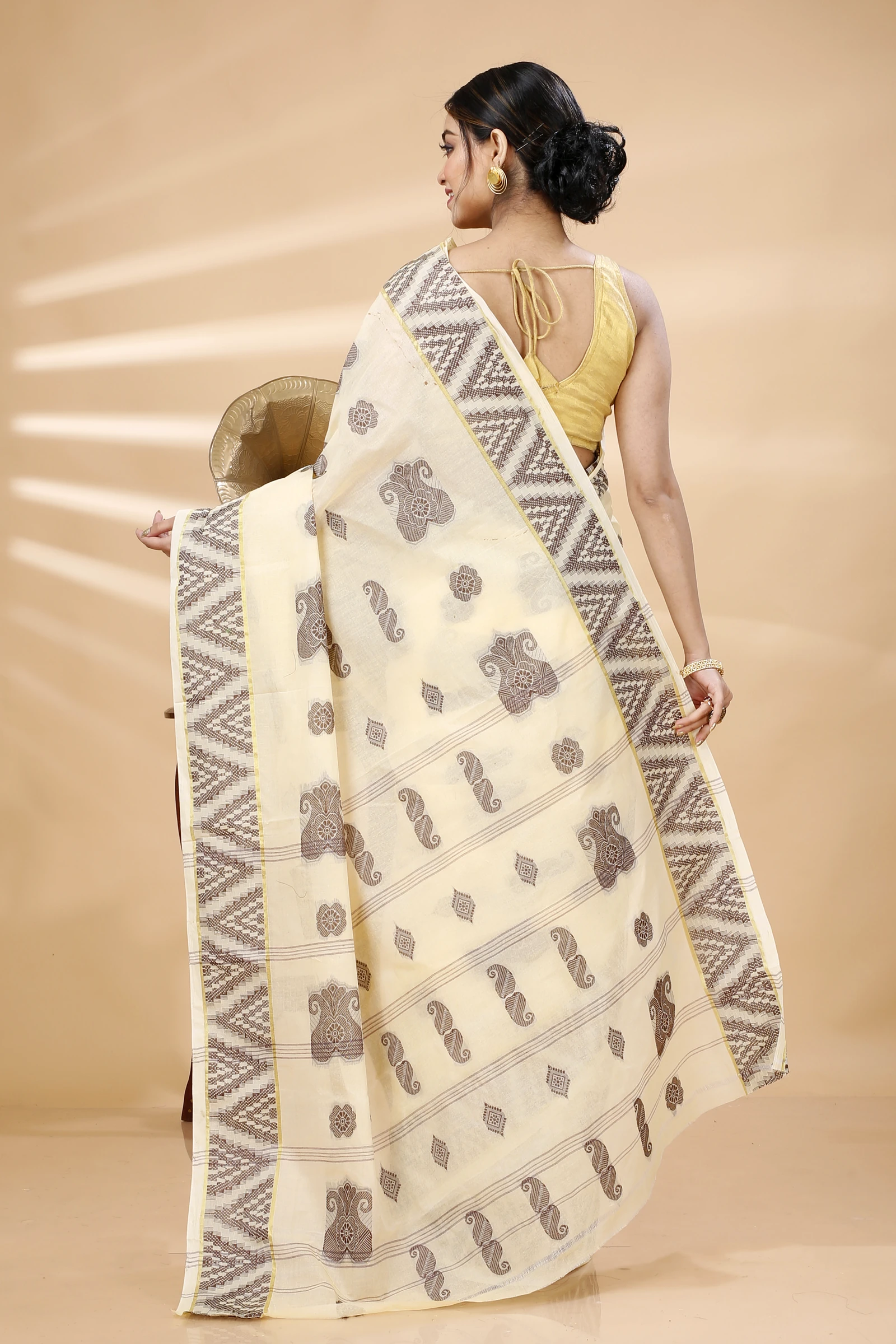 White Brown Pure Cotton Gargi Tant Saree (912)