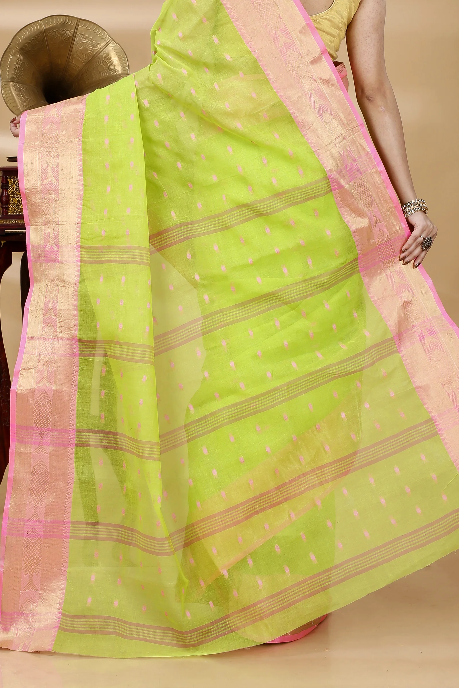 Olive Green Pure Cotton Griva Tant Saree (915)