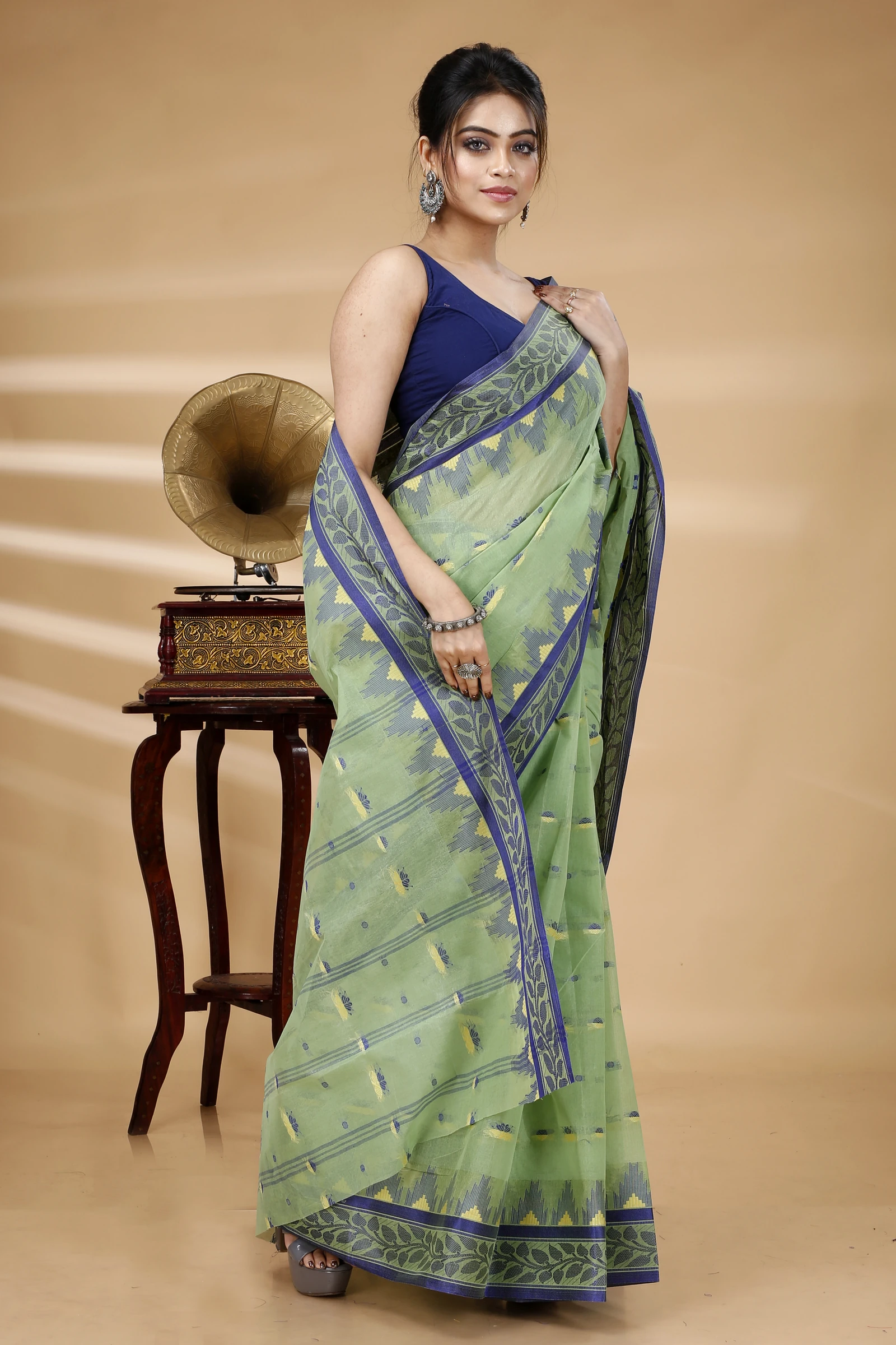See Green Pure Cotton Gunjan Tant Saree (935)