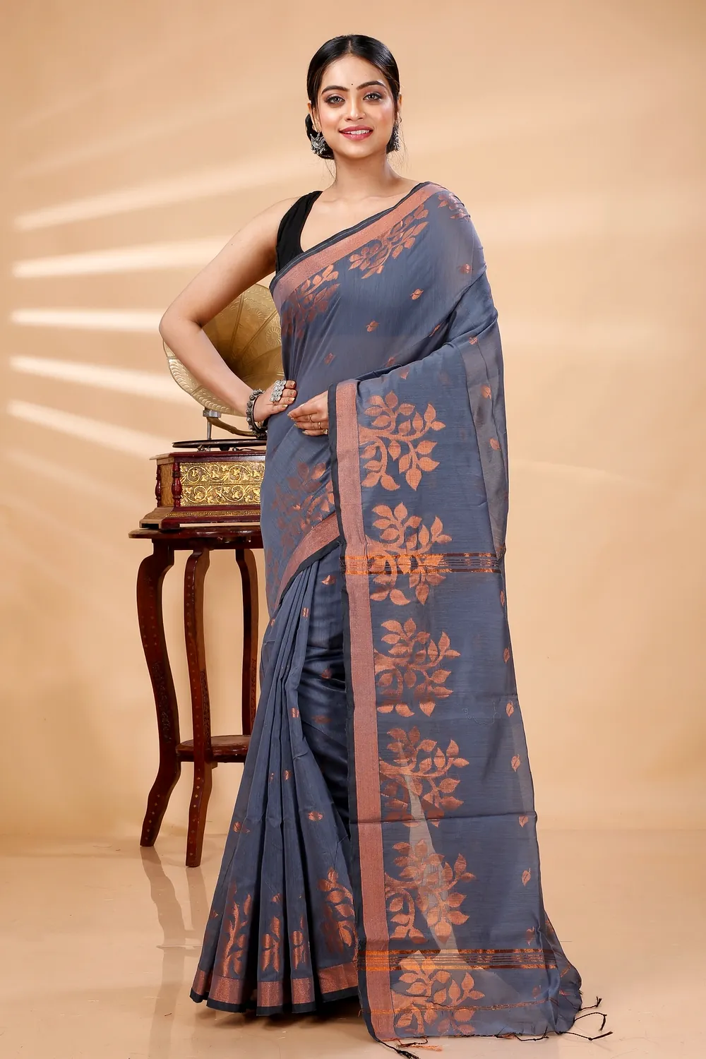 Grey Blended Cotton Tina Hand Loom Saree (1214)