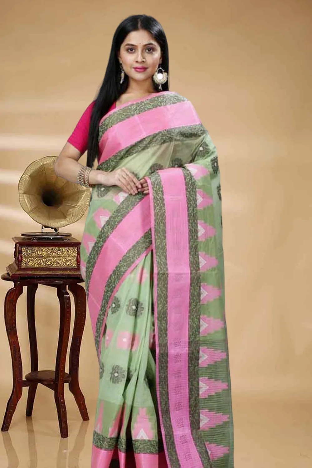 Green Pure Cotton Nuri Tant Saree (1350)