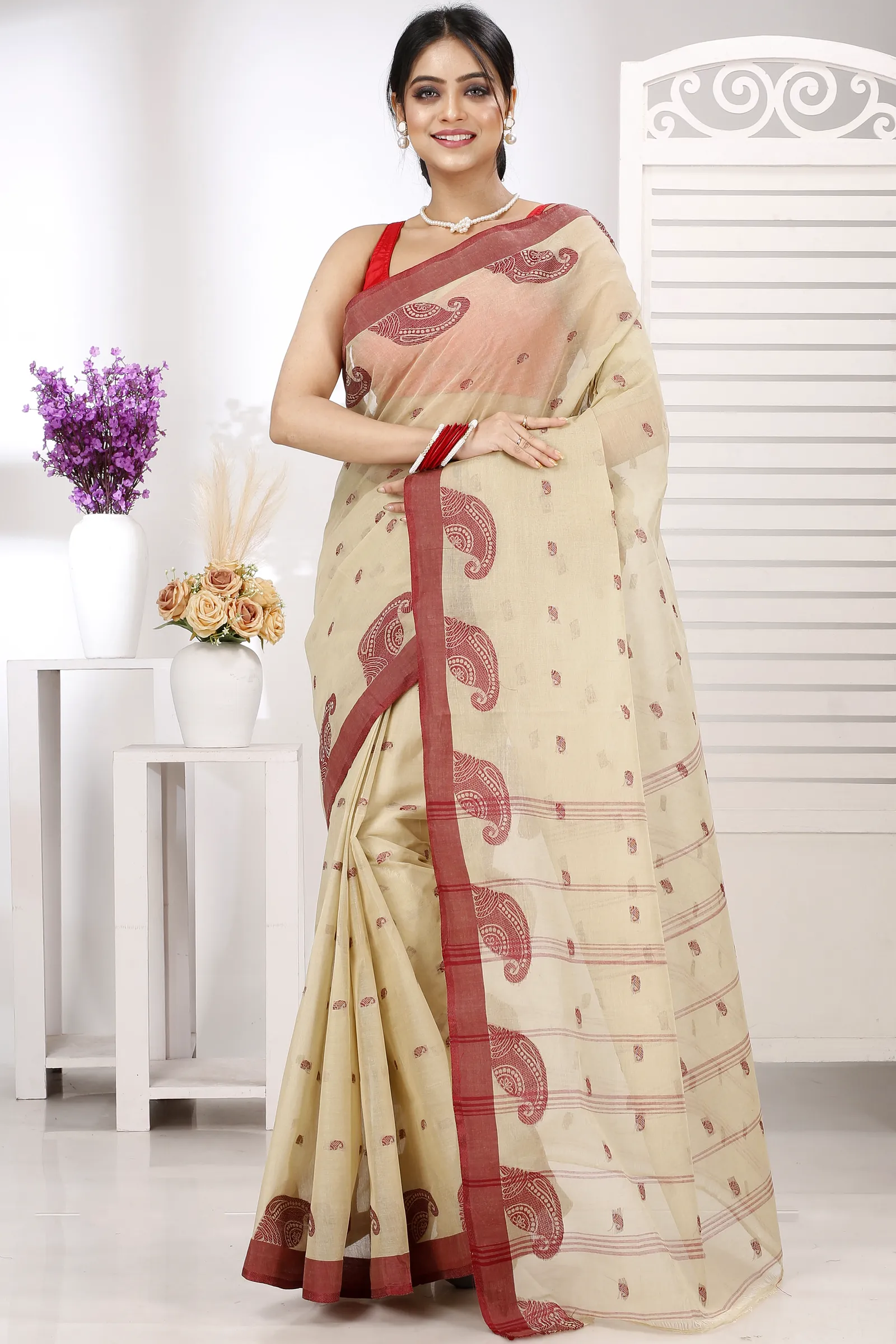 Off-White Pure Cotton Epto Shonko Tant Saree (1480)
