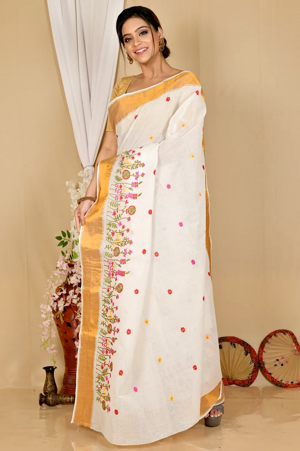 White Gold Pure Cotton Askiti Tant Embroidery (1600)