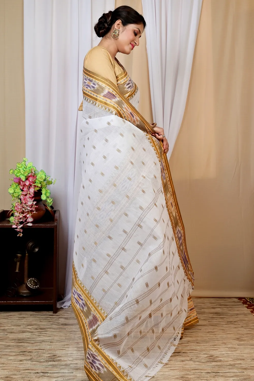Yellow and White Pure Cotton Hema Tant Saree (1610)