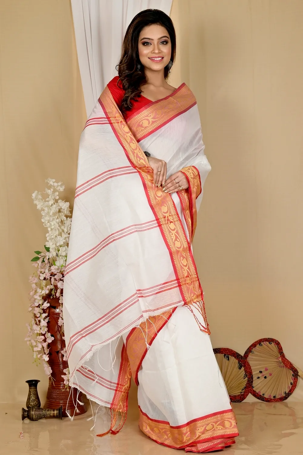 White Red Pure Cotton Nova Hand Loom Saree (1662)