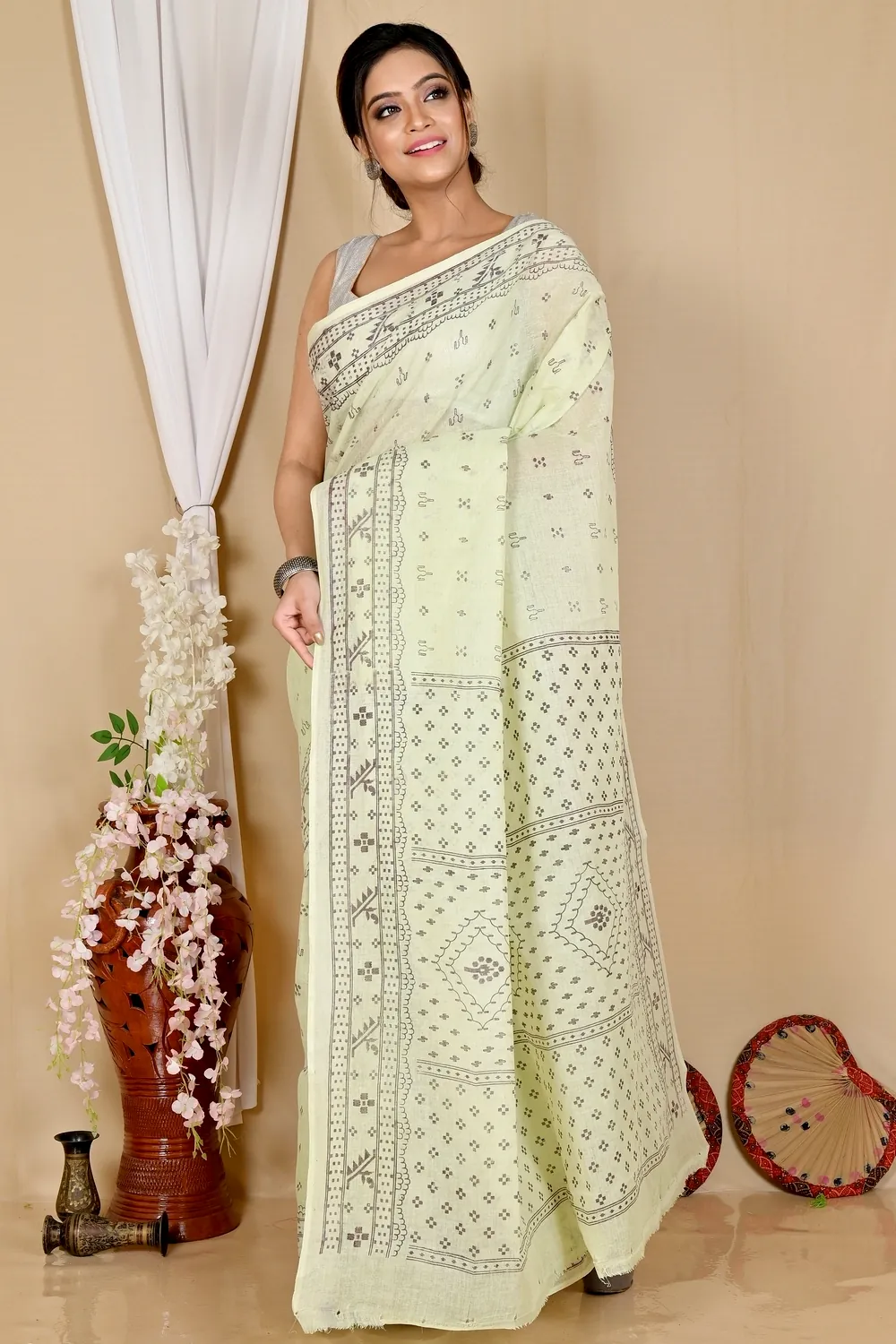 Off-White Pure Cotton Liko Tant Saree Print (1743)