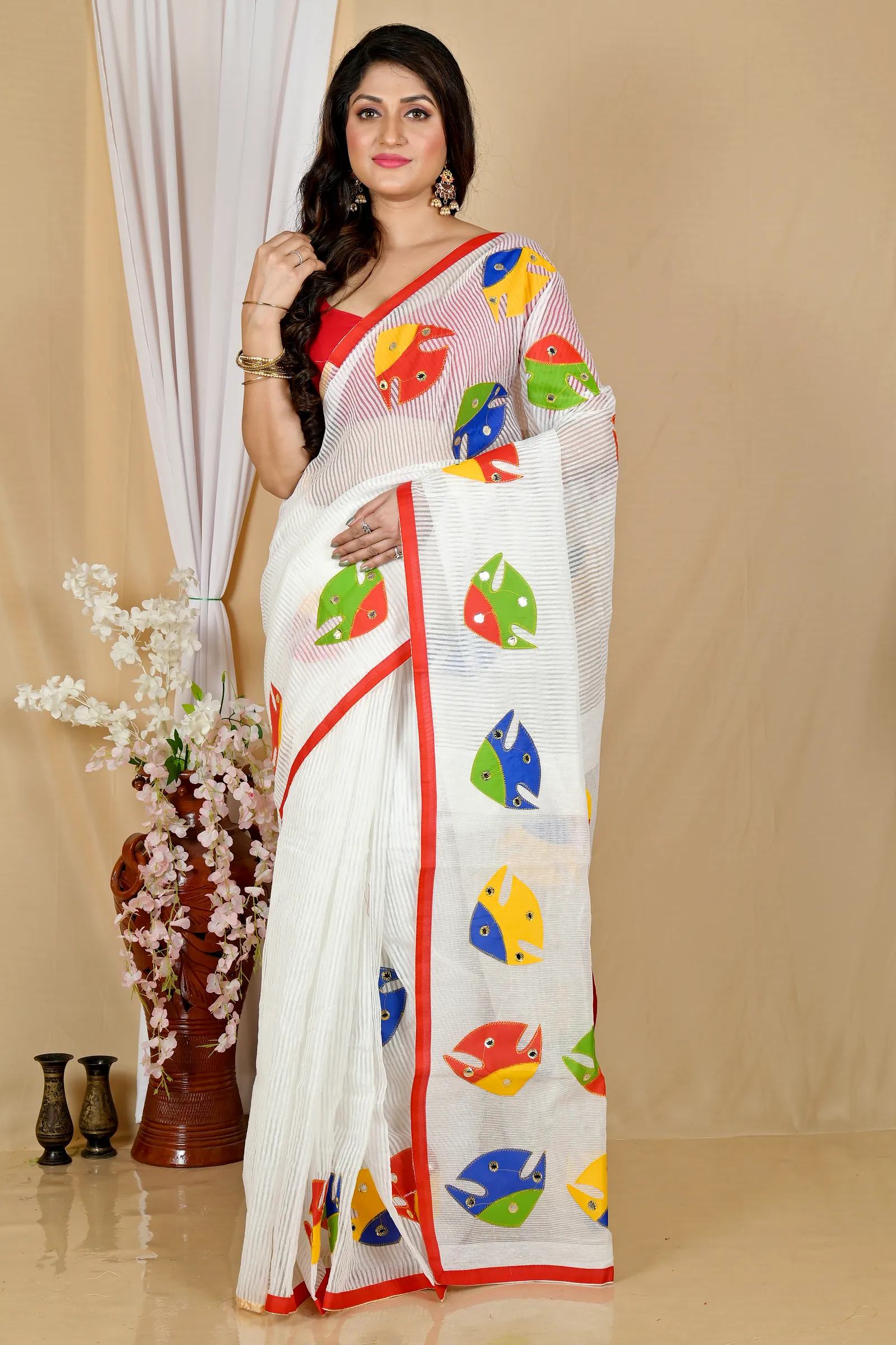 White Blended Cotton Aplika Applique Saree (1992)