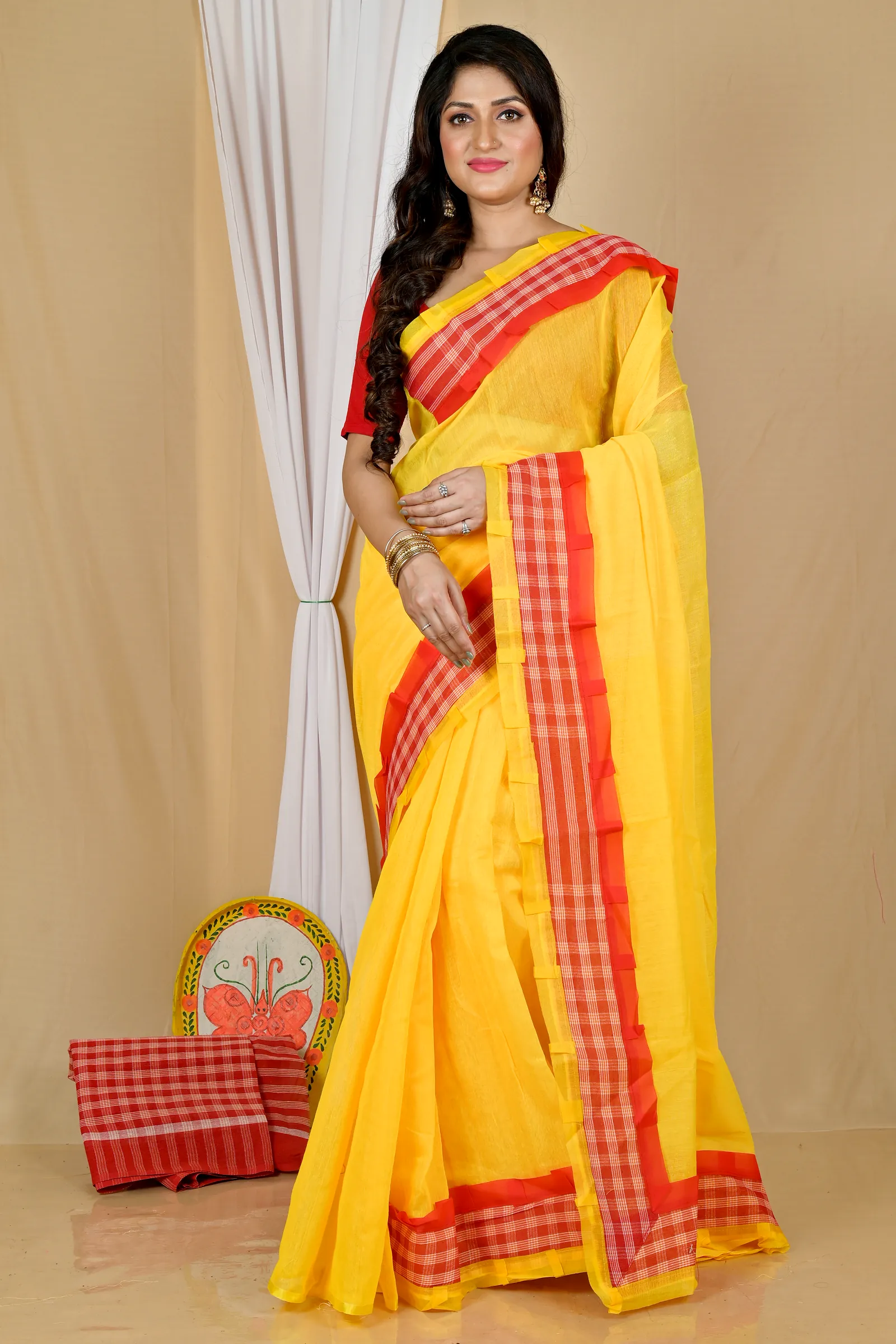 Yellow Blended Cotton Aplika Applique Saree (1994)
