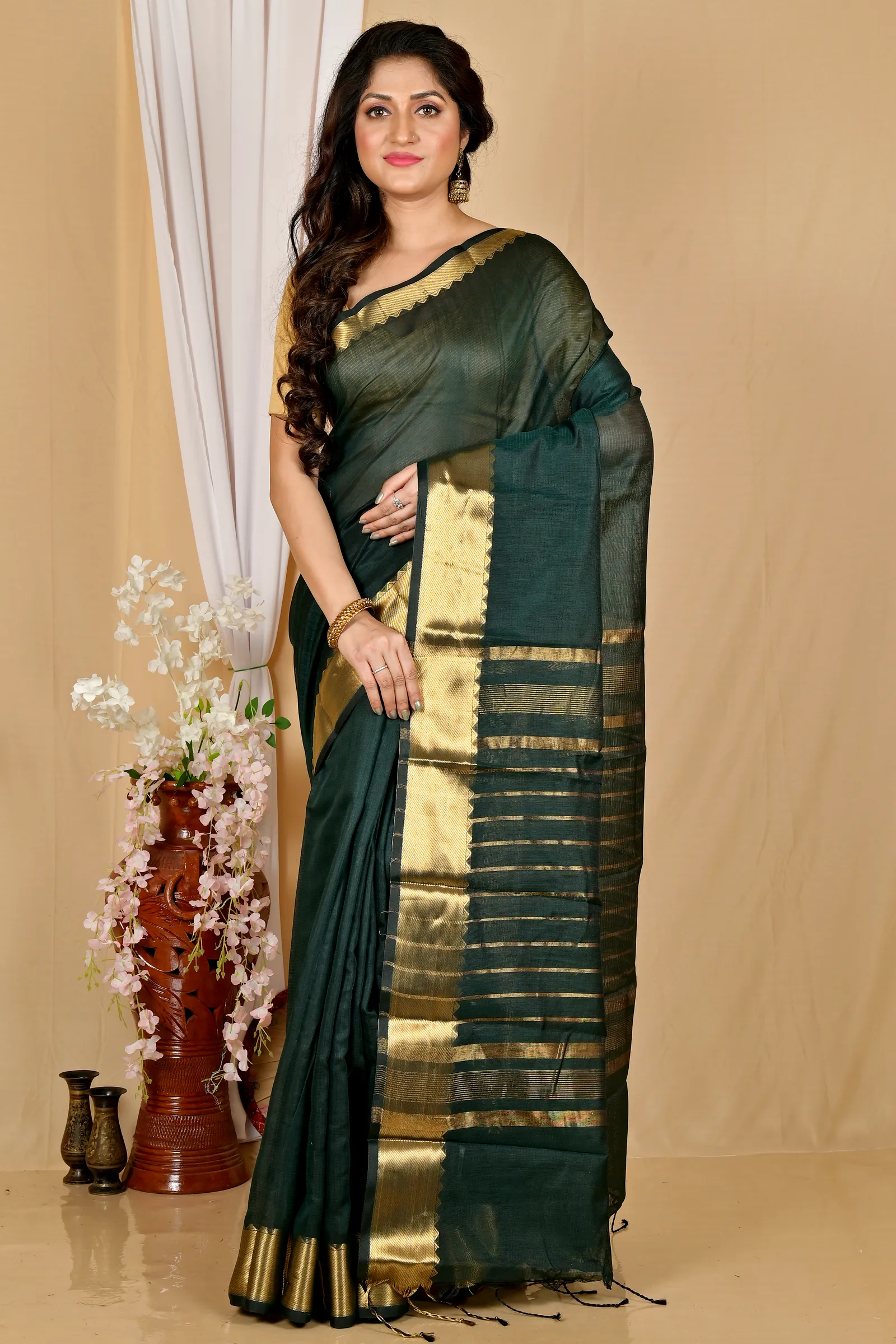 Dark Green Cotton Silk Sikra Hand Loom Saree (2019)