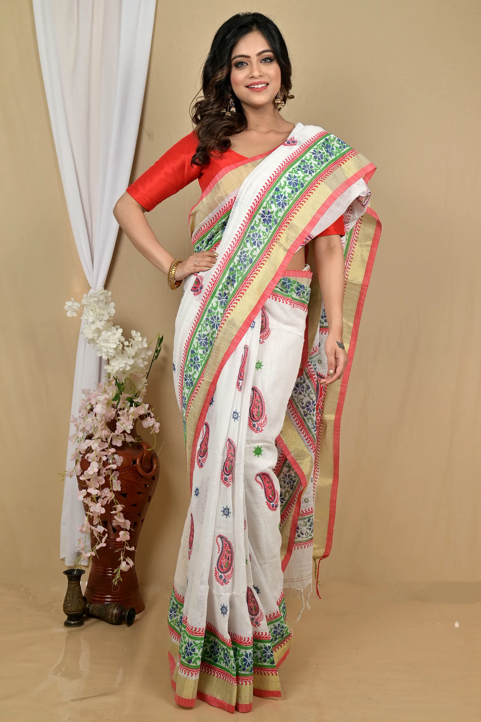 White Red Pure Cotton Hilda Printed Handloom Saree (2106)