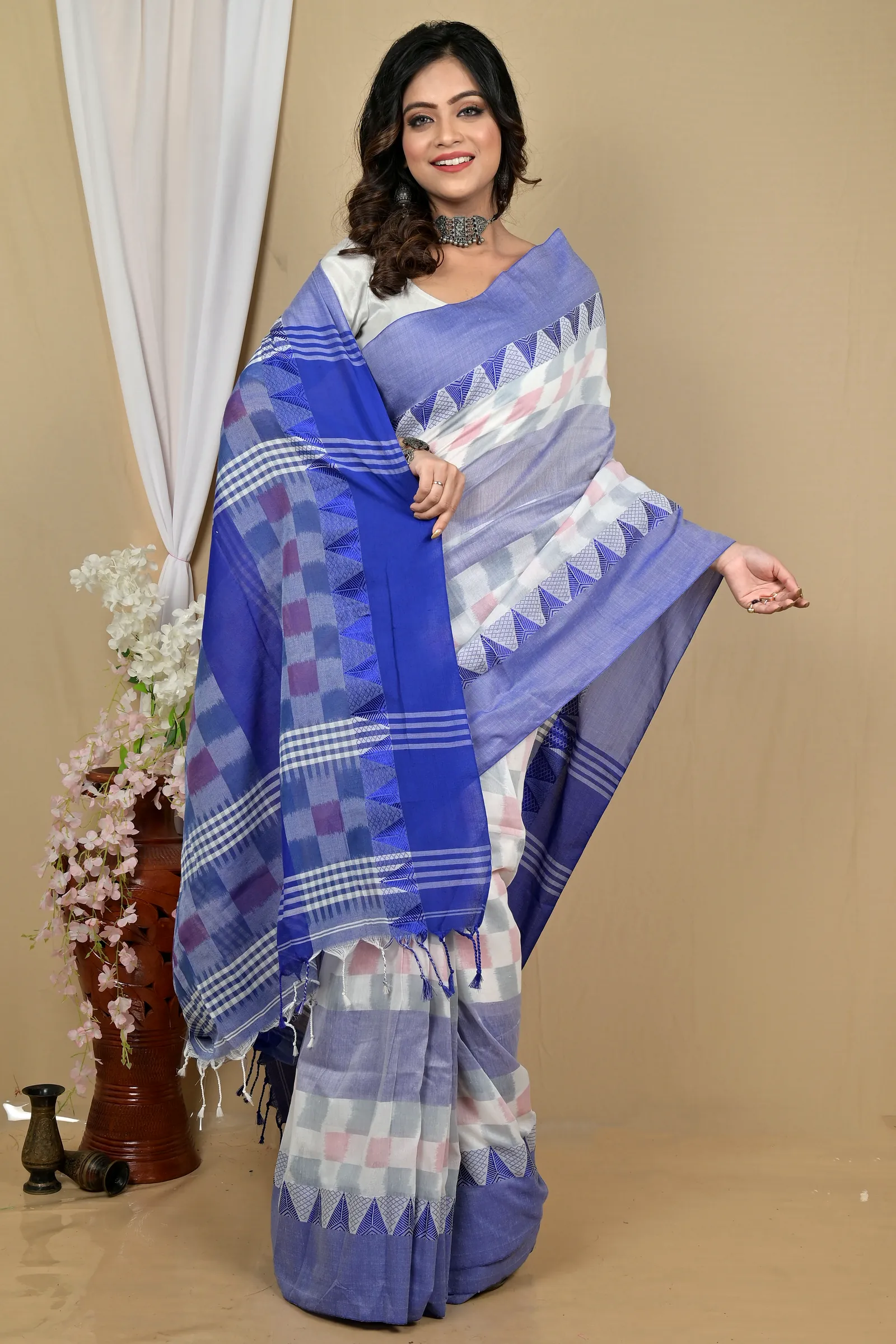 Blue White Pure Cotton Hiran Hand Loom Saree (2109)