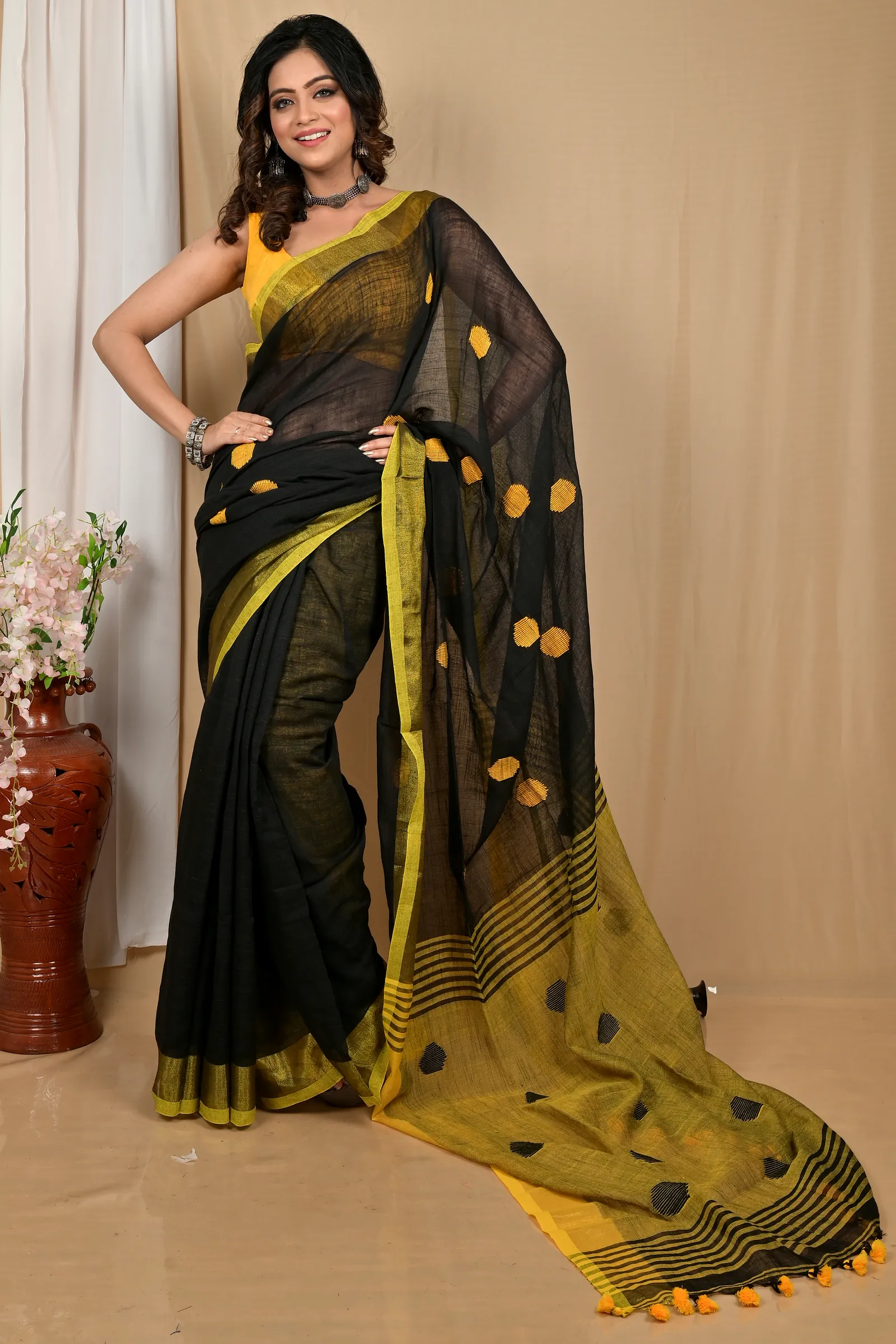 Black Yellow Pure Cotton Achkol Hand Loom Saree (2216)