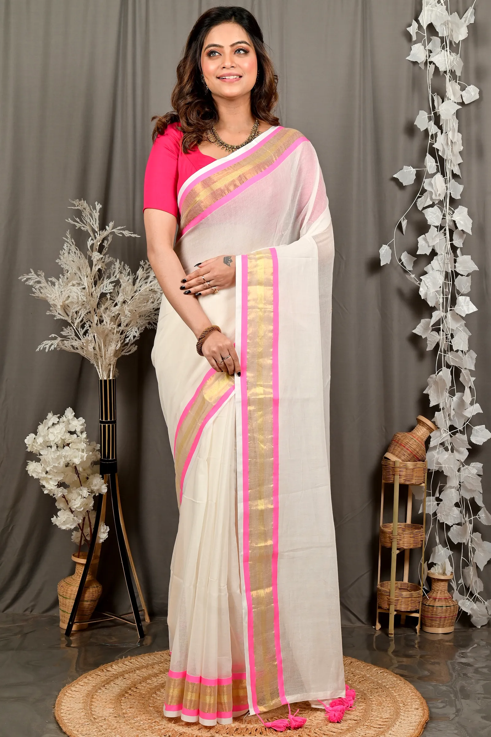 White Pink Cotton Sofeda Hand Loom Saree (3127)