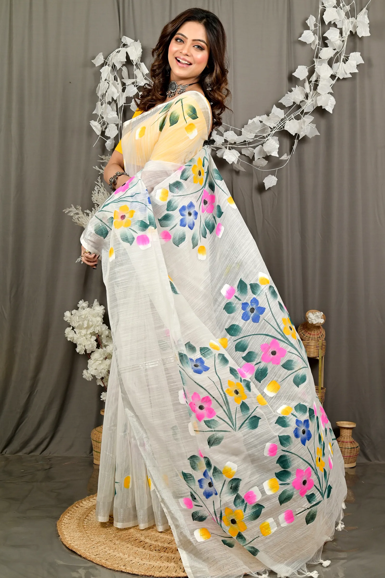 White Blended Cotton Anito Hand Painted Saree (3137)