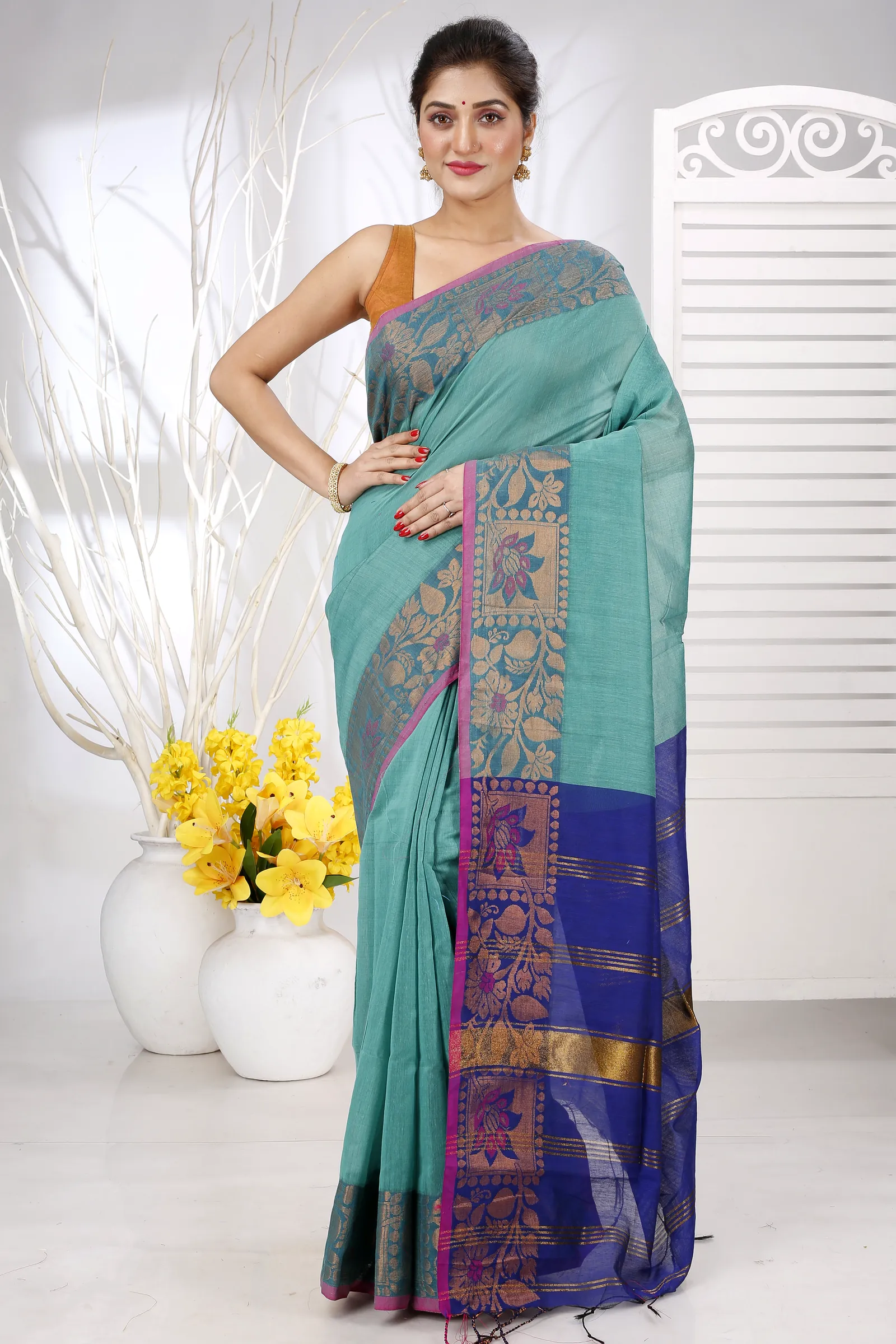 See Green Pure Cotton Swarno Hand Loom Saree (5251)