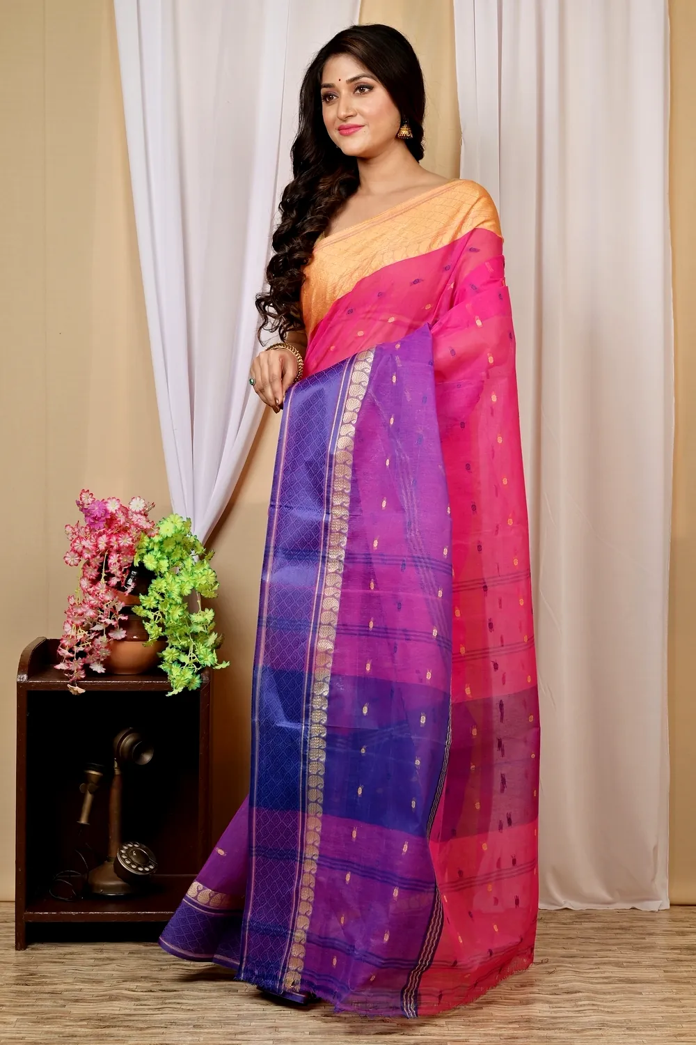 Pink Pure Cotton Ganga Jamuna_Buti Tant Saree (647)