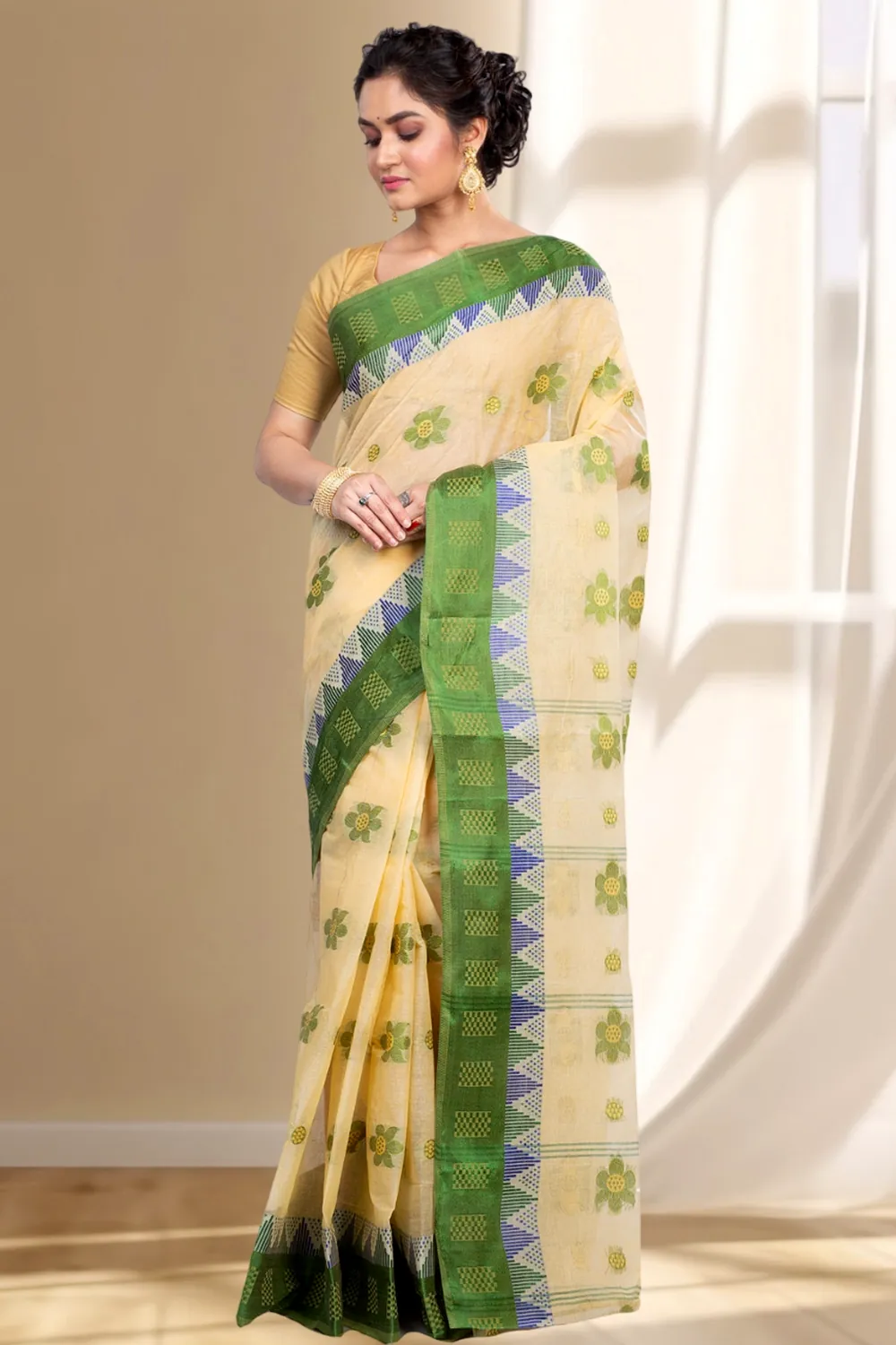 Green Pure Cotton Palasful Tant Saree (896)